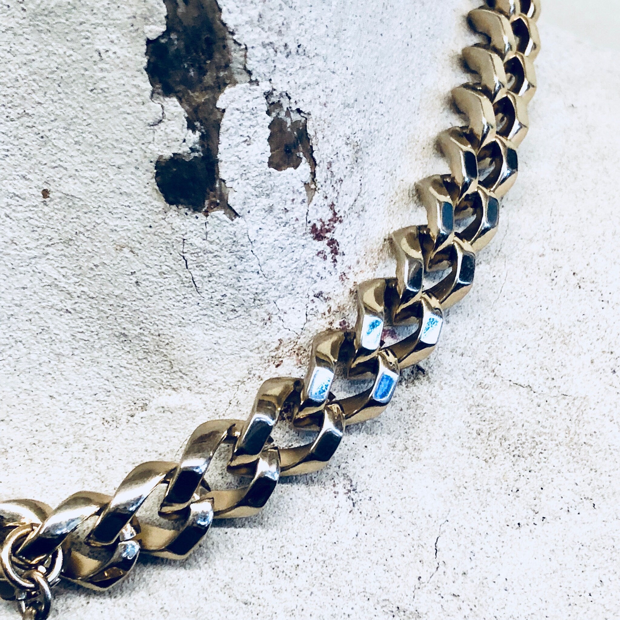Vintage Necklace, Thick Chain, Monet Jewelry, Vintage Jewelry, Pendant Necklace, Statement Jewelry, Gold Toned Necklace, Pendant, Monet