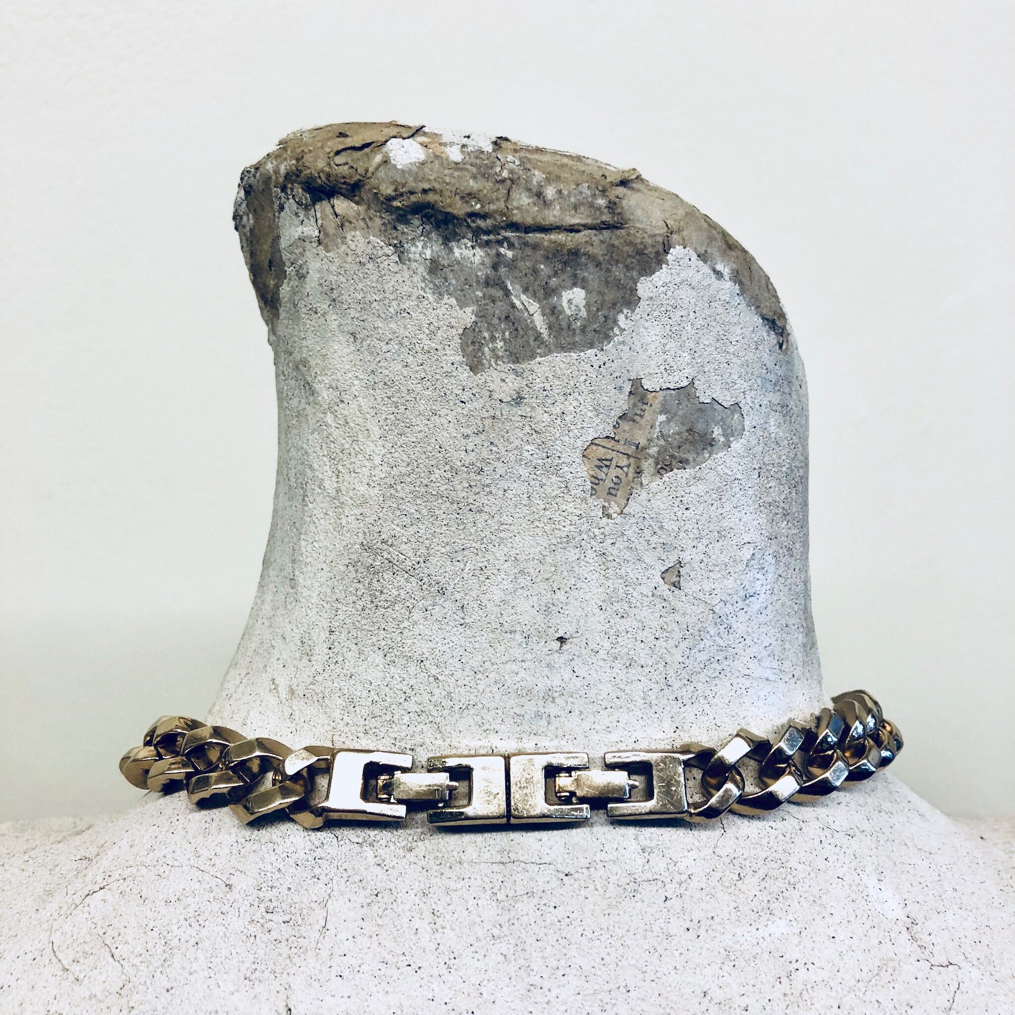 Vintage Necklace, Thick Chain, Monet Jewelry, Vintage Jewelry, Pendant Necklace, Statement Jewelry, Gold Toned Necklace, Pendant, Monet