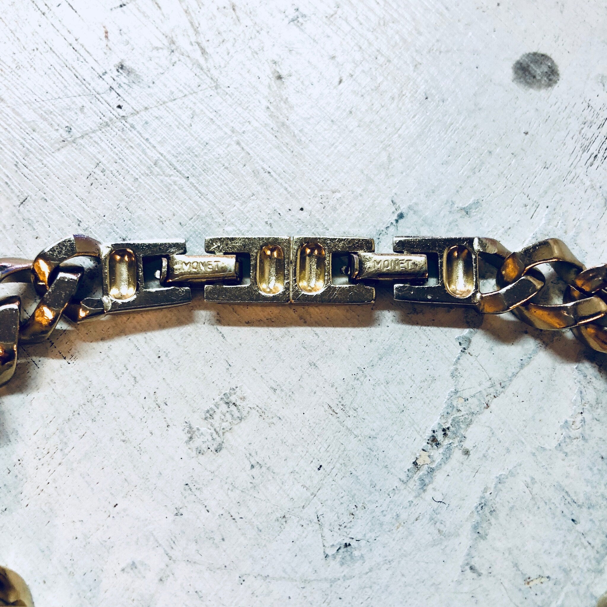 Vintage Necklace, Thick Chain, Monet Jewelry, Vintage Jewelry, Pendant Necklace, Statement Jewelry, Gold Toned Necklace, Pendant, Monet