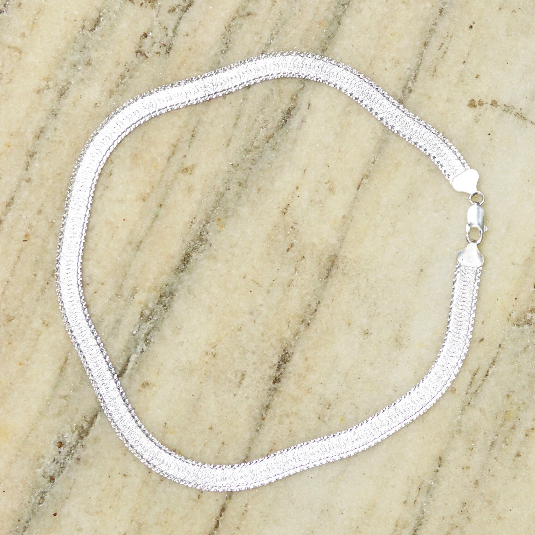 Vintage Milor 925 Italy Herringbone Collar Necklace, 10mm Flat Sterling Silver Herringbone Chain, Hammered Texture On Reverse Side, 18 Long