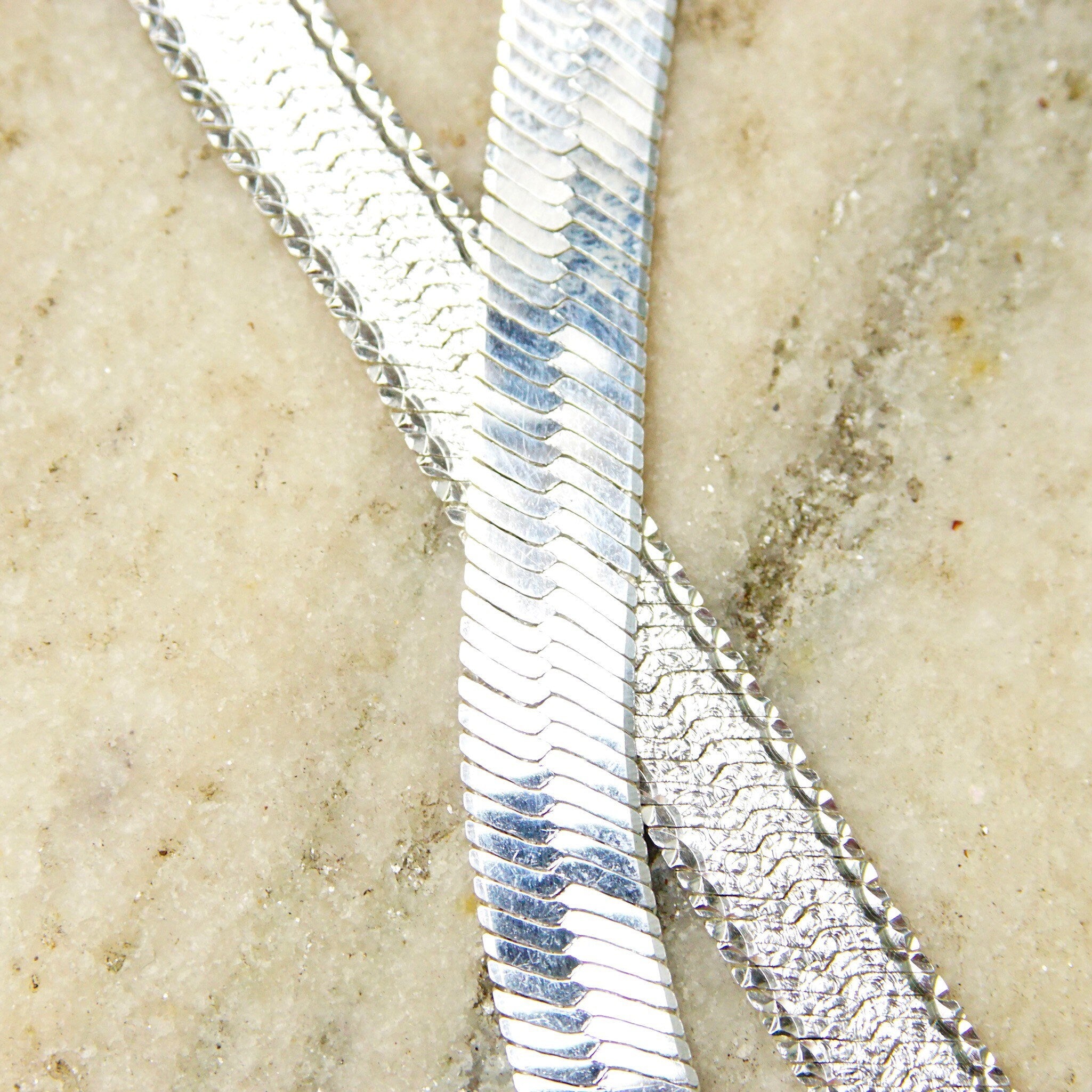 Vintage Milor 925 Italy Herringbone Collar Necklace, 10mm Flat Sterling Silver Herringbone Chain, Hammered Texture On Reverse Side, 18 Long