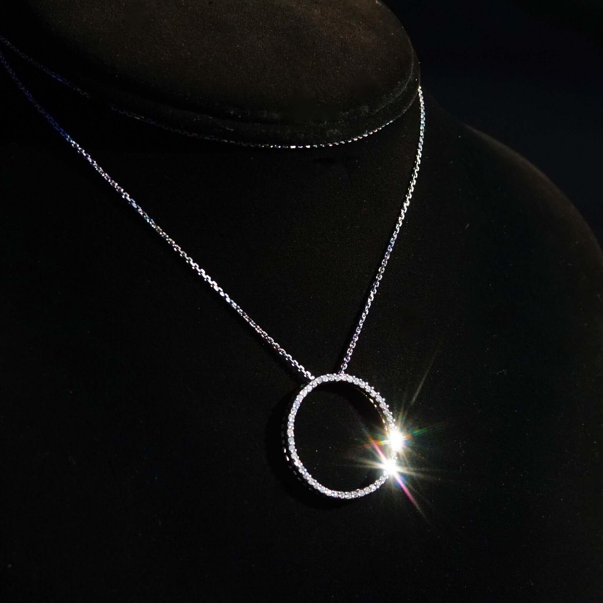 14K White Gold Diamond Open Circle Pendant Necklace