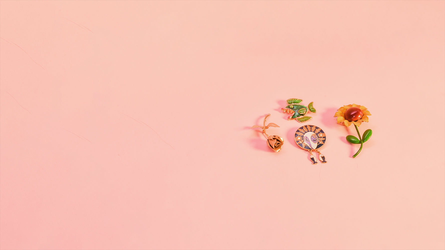 Pins & Brooches - Good's Vintage