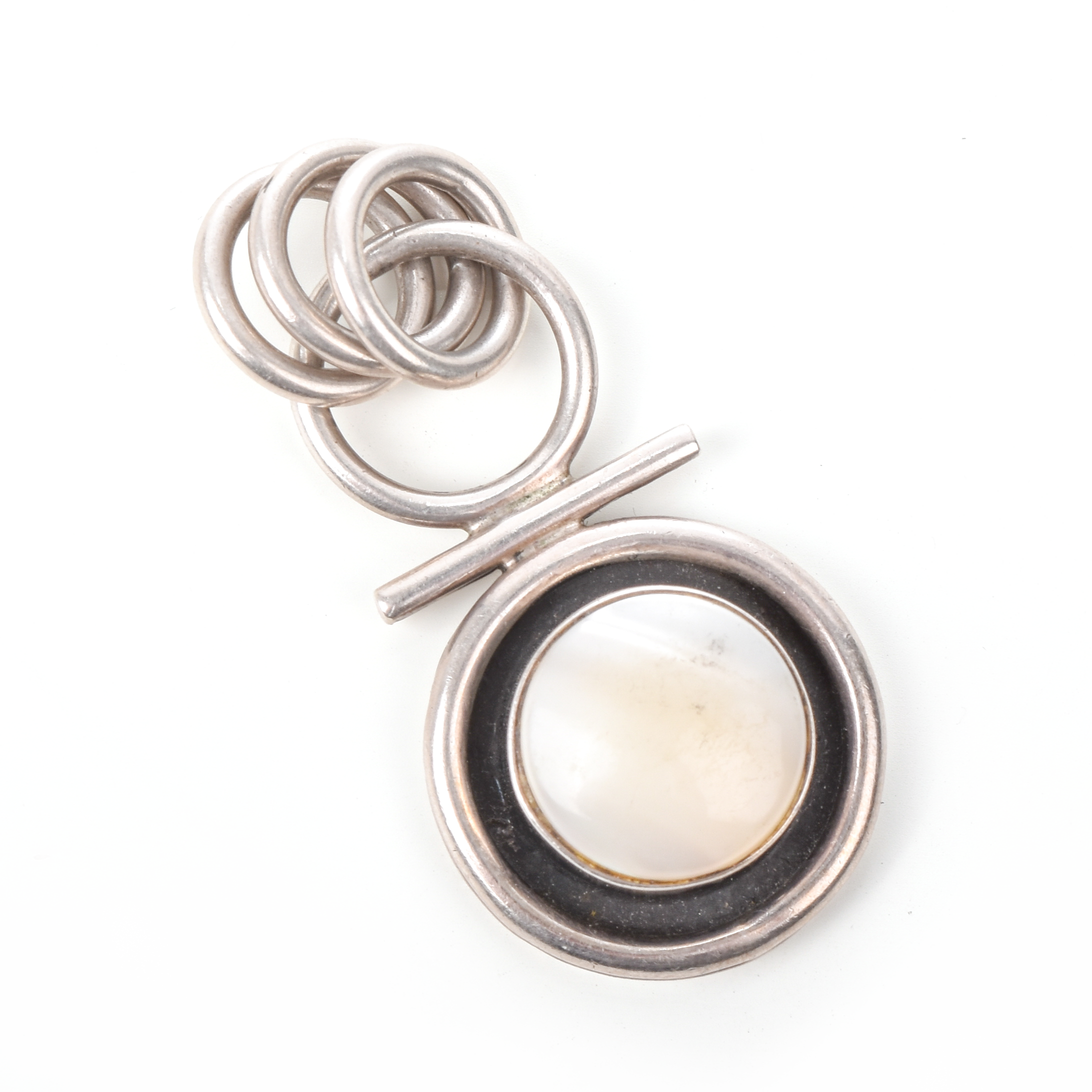 Modernist_Mother_of_Pearl_Sterling_Silver_Pendant_Silver_Chain_Link_Pearl_Pendant_Estate_JewelryDSC_0431.png