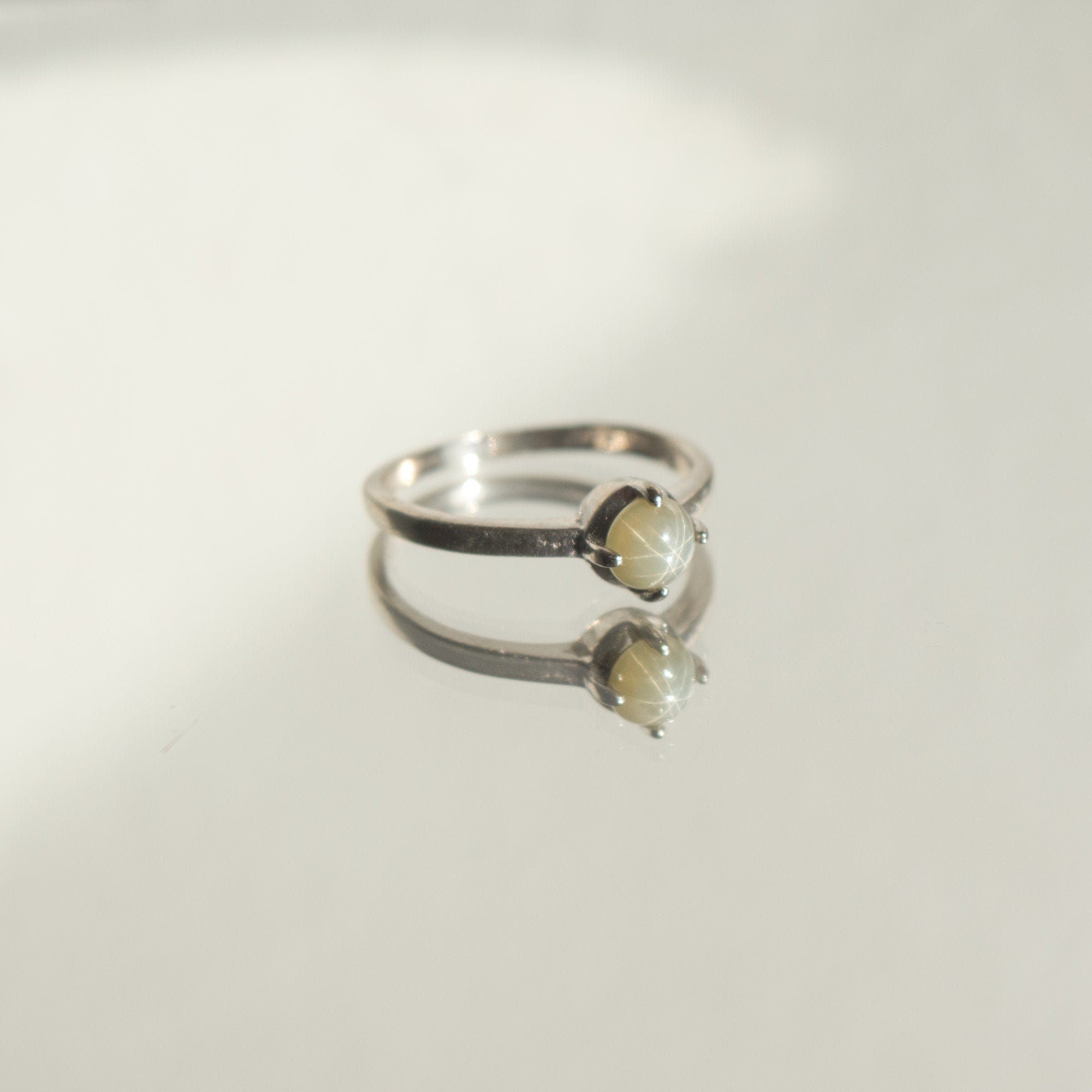 14K White Gold Green Star Sapphire Solitaire Ring
