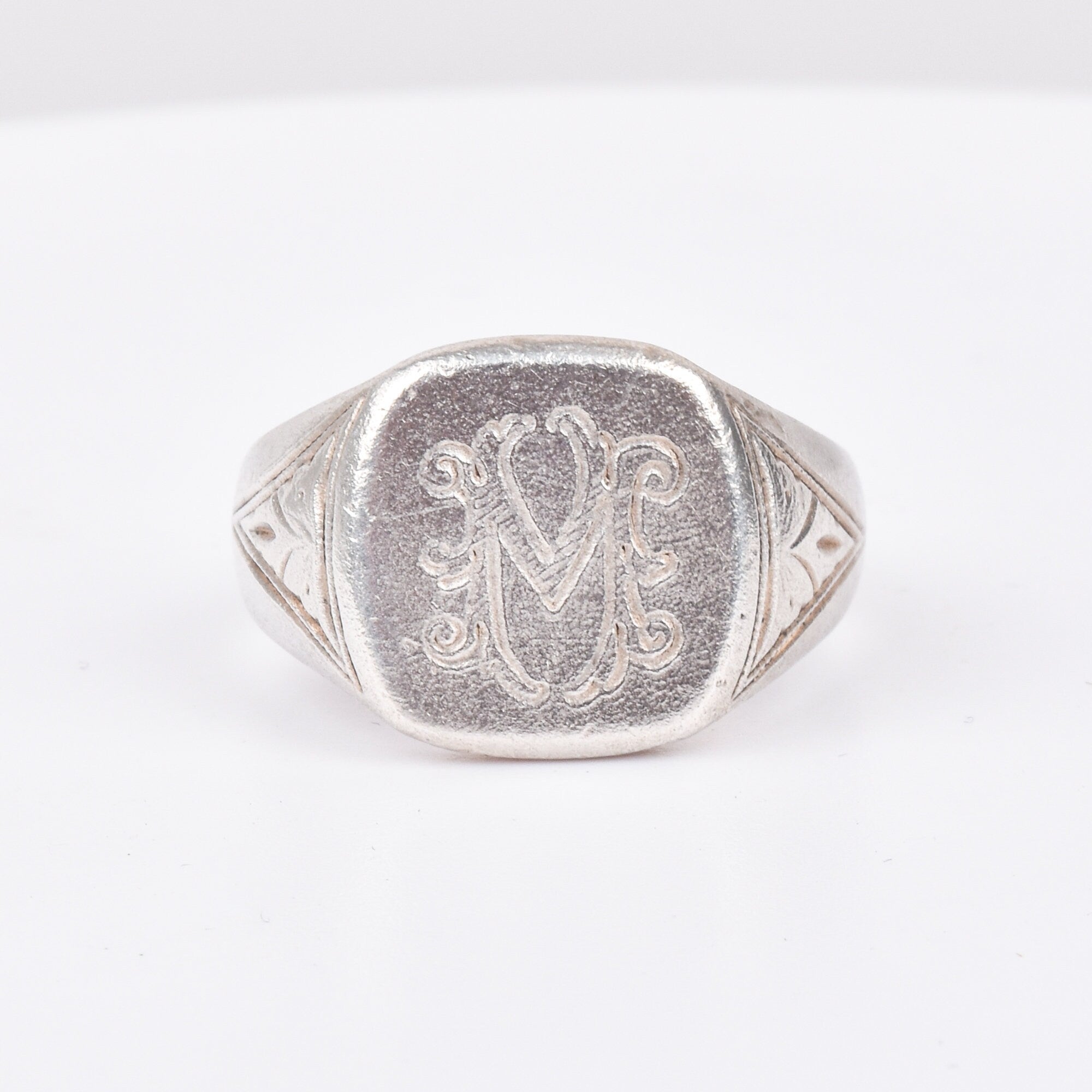 Men's 950 Sterling Silver 'M' Initial Monogram Square Signet Ring, Estate Jewelry, Size 10 US
