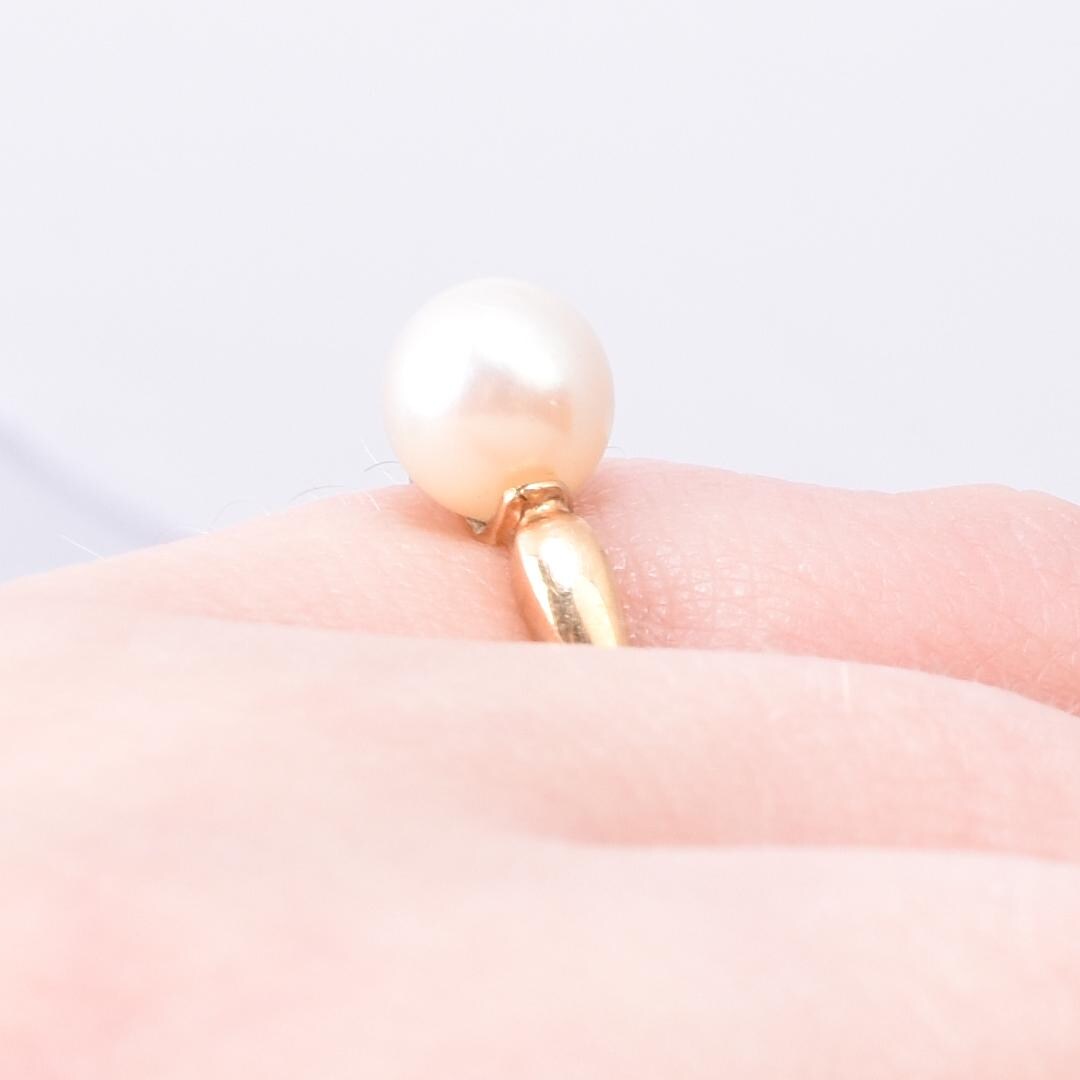 14K Gold Pearl Solitaire Ring