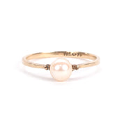 10K Gold Pearl Solitaire Ring