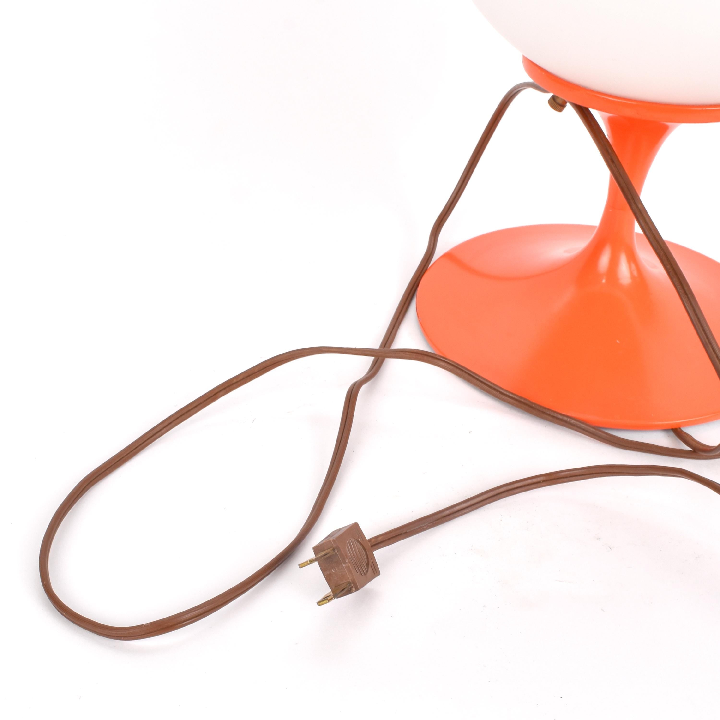 1960's Bill Curry Stemlite Glass and Metal Tulip Form Globe Lamp