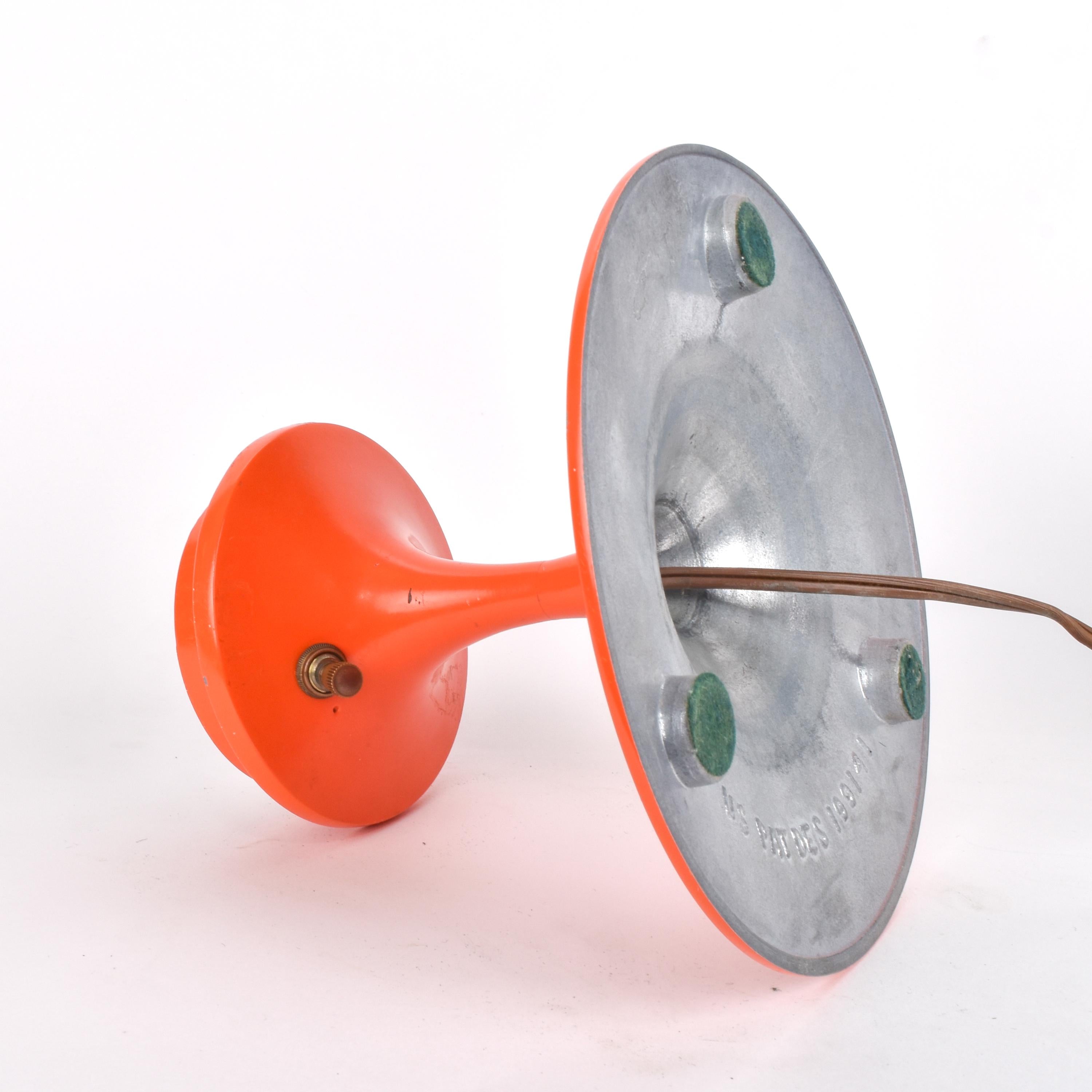 1960's Bill Curry Stemlite Glass and Metal Tulip Form Globe Lamp
