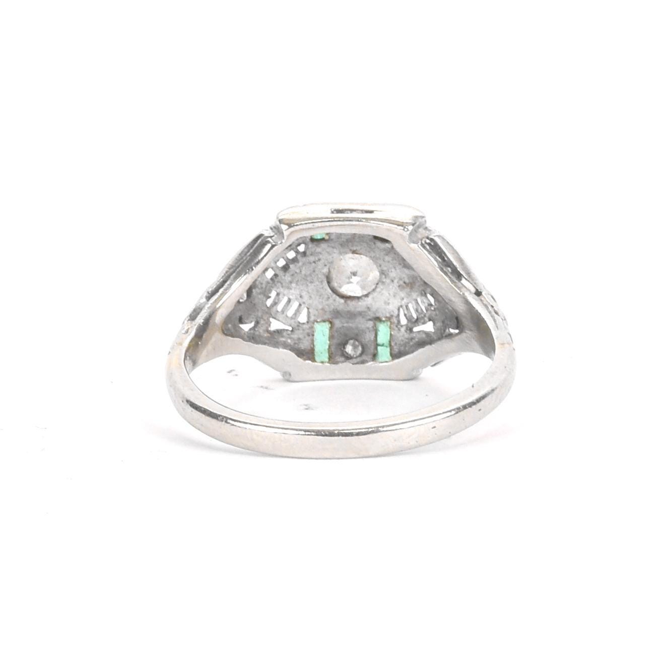 Art Deco 14K White Gold Filagree Ring with Diamonds and Emerald