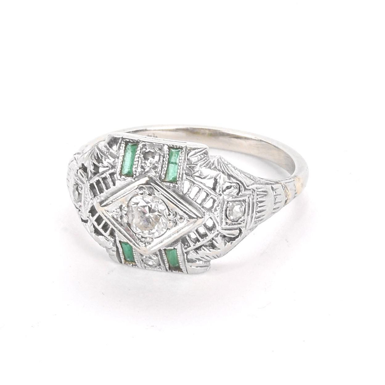 Art Deco 14K White Gold Filagree Ring with Diamonds and Emerald