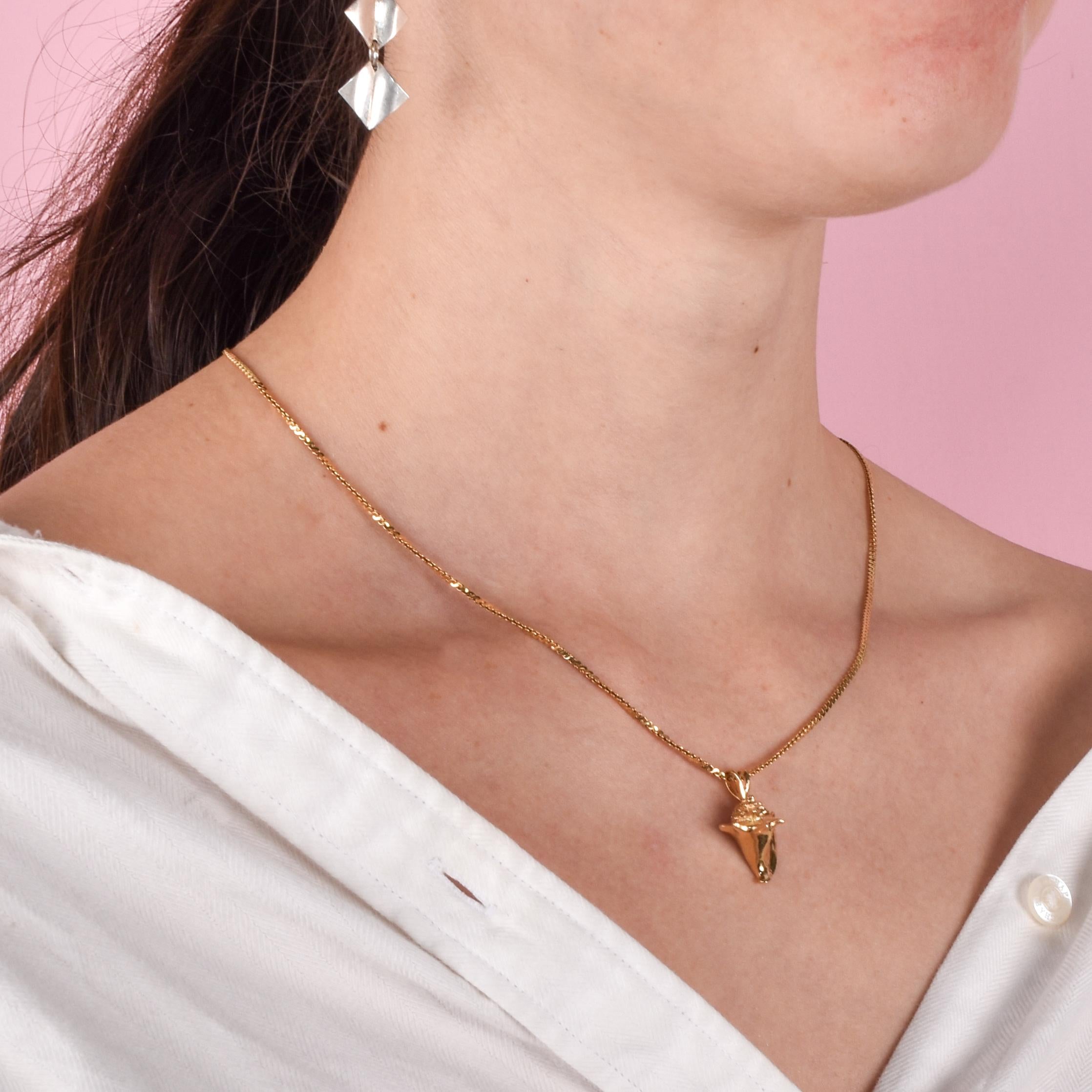 14K Gold Conch Shell Pendant
