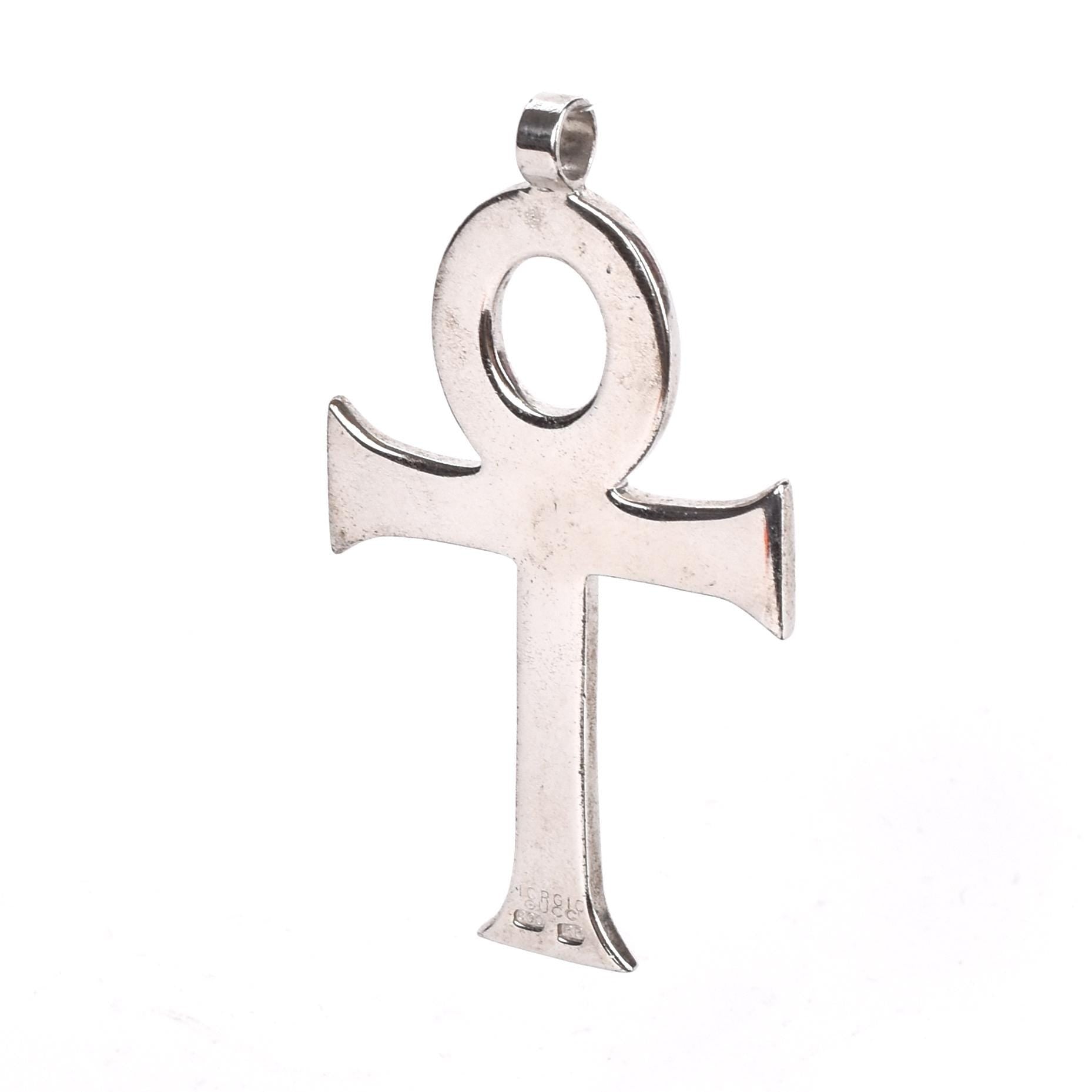 Vintage Gucci 800 Silver Ankh Pendant
