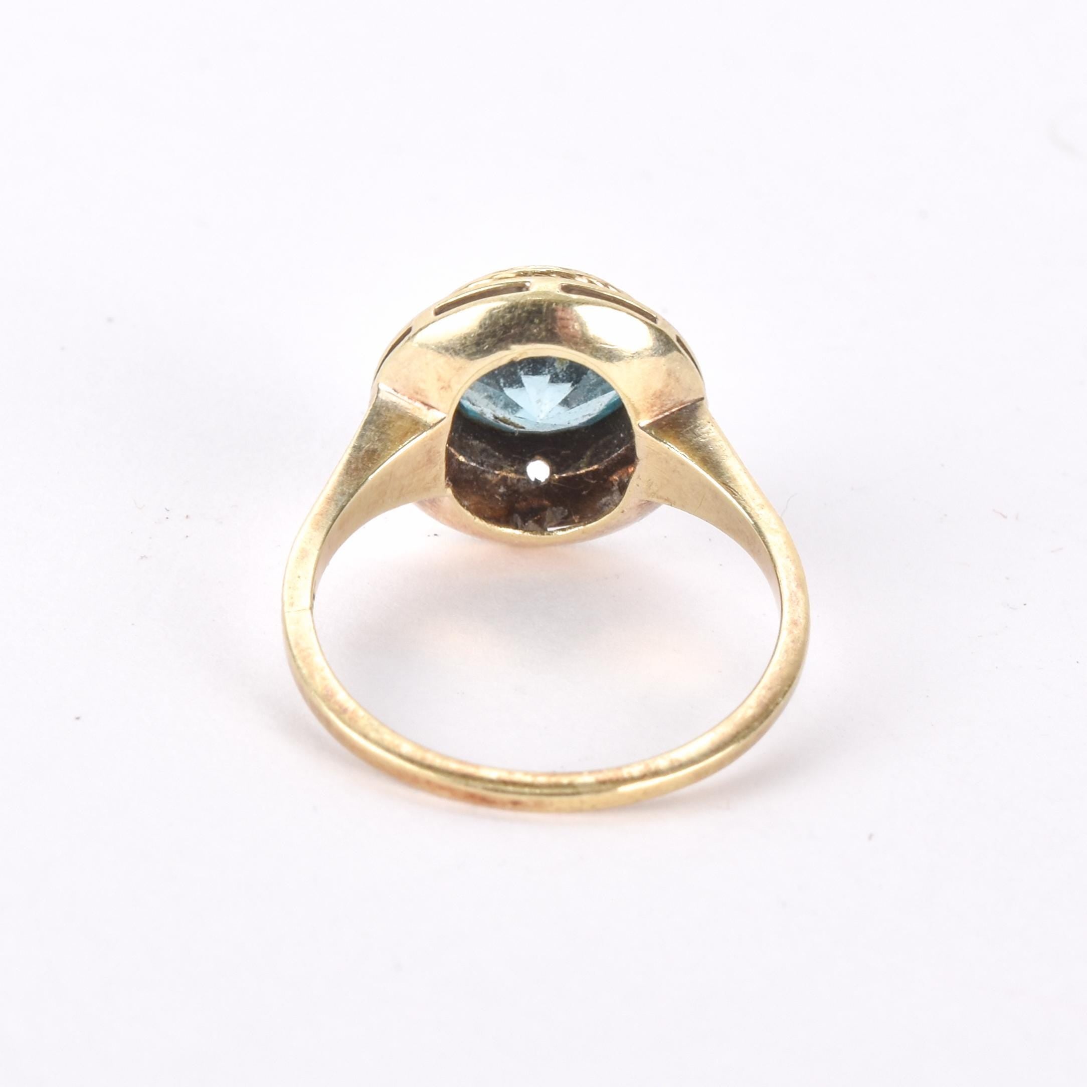 14K Gold Blue Topaz Solitaire Ring