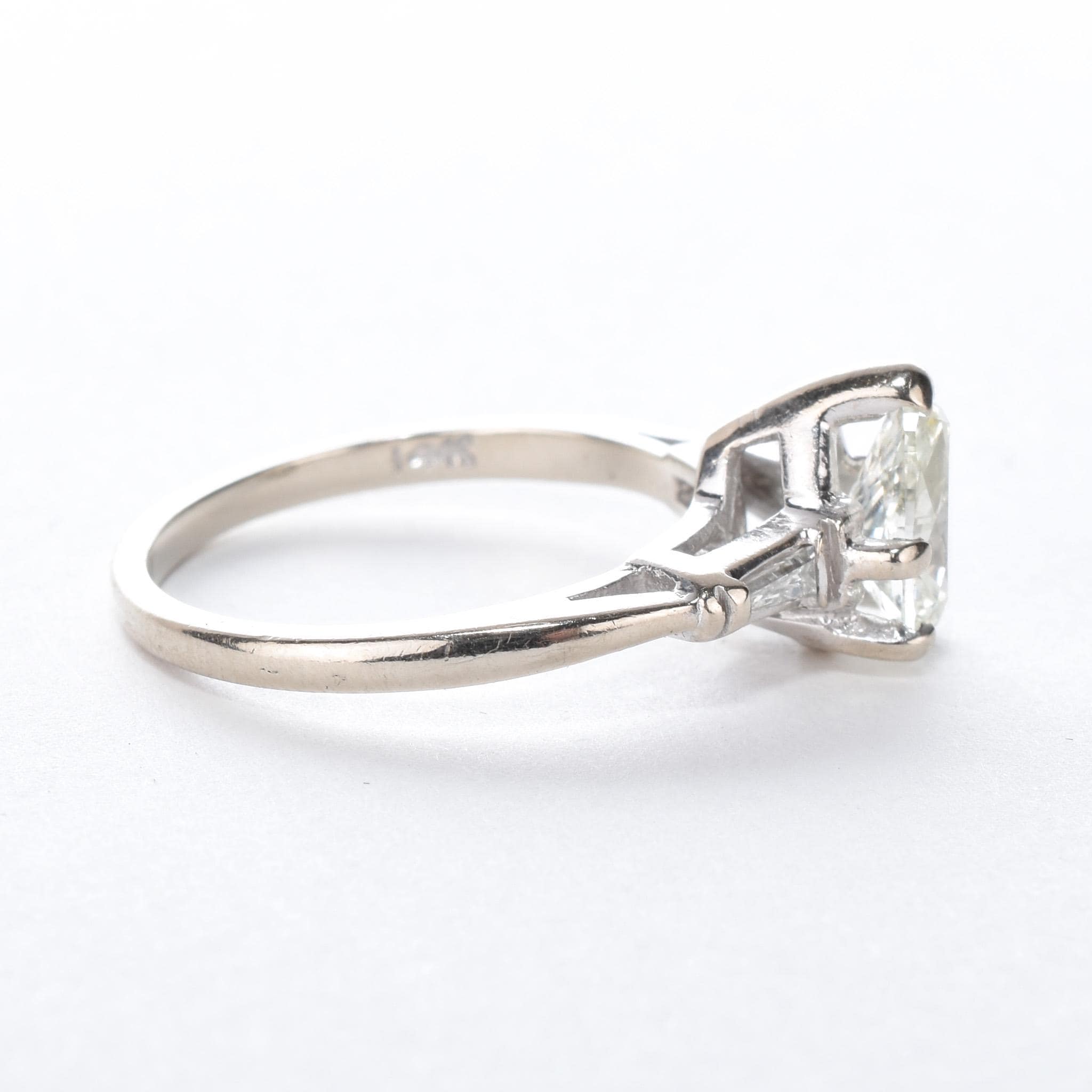 14K White Gold Pear-Cut Natural Diamond Engagement Ring