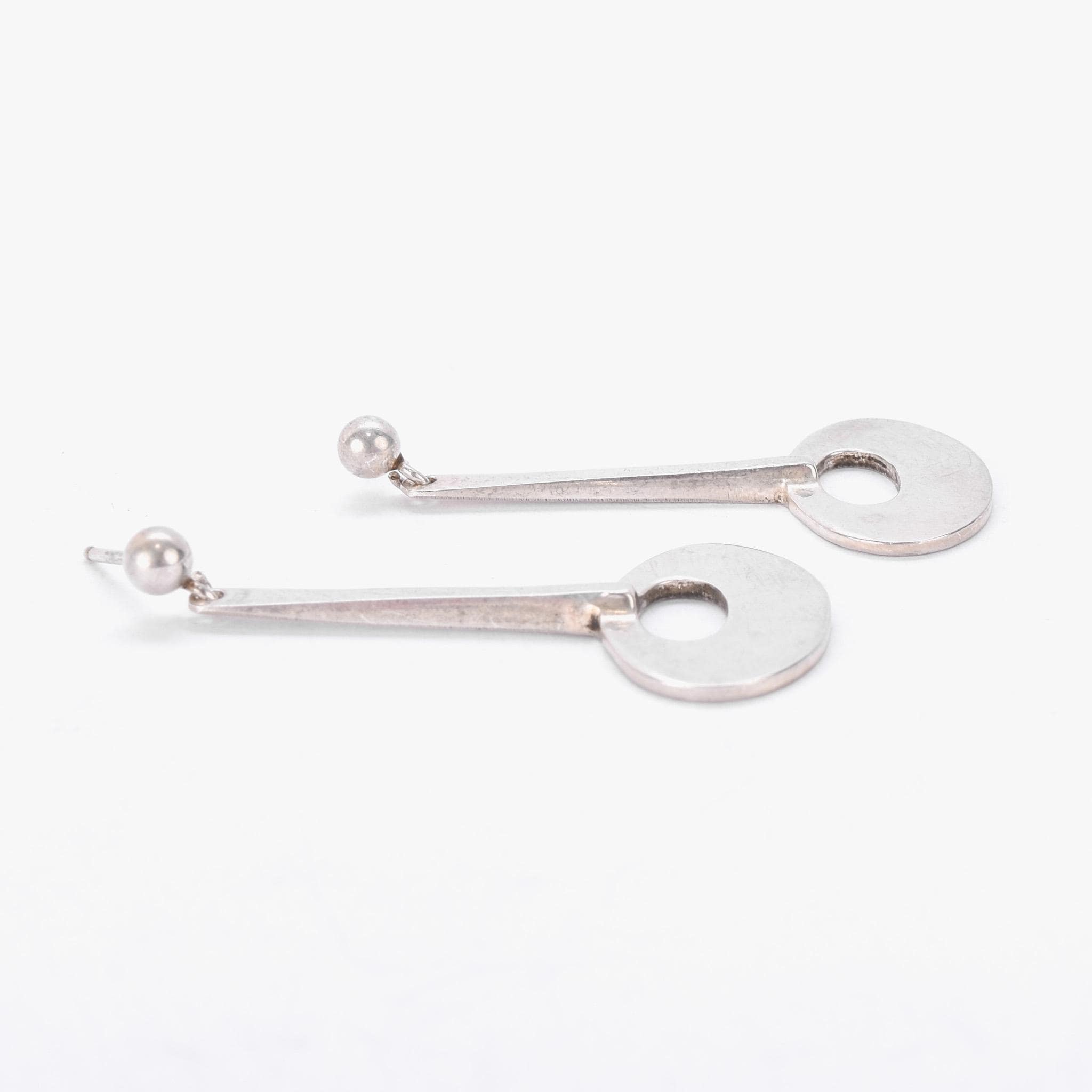 1960s Tone Vigeland Norwegian Mid-Century Sterling Silver Disc Dangle Earrings