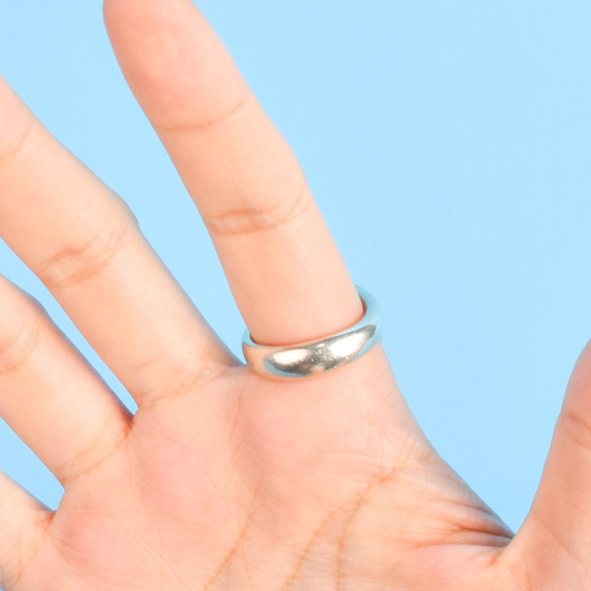 Vintage Tiffany & Co. Elsa Peretti Teardrop Sterling Silver Ring