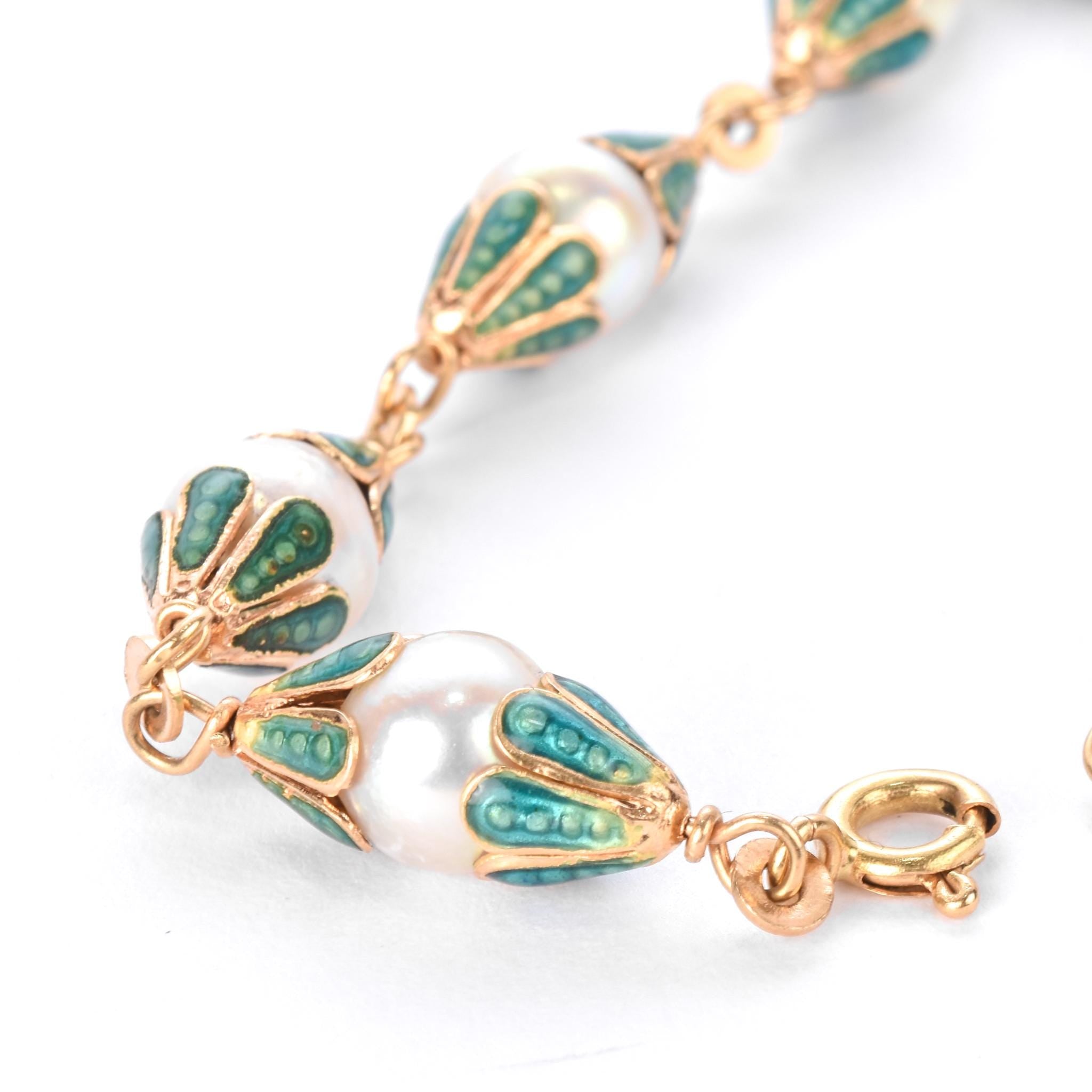 18K Gold & Green Enamel Petal Cupped Pearl Link Bracelet