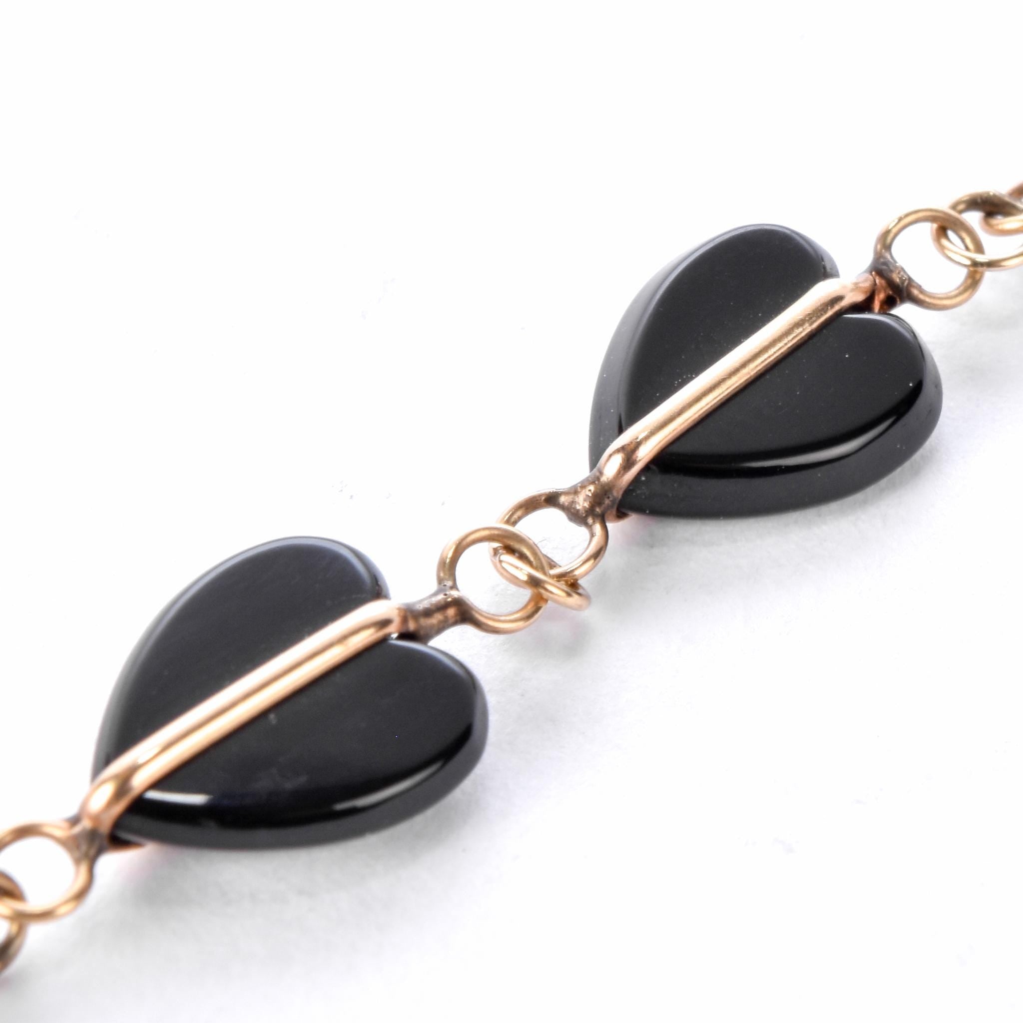 14K Gold and Heart-Shaped Onyx Link Bracelet