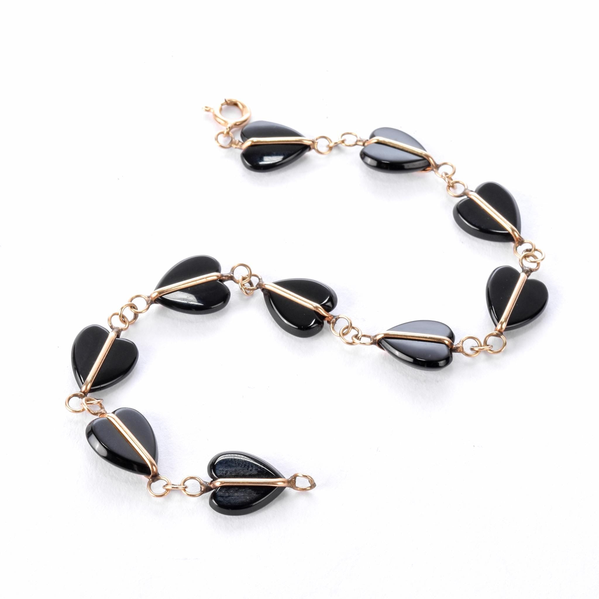 14K Gold and Heart-Shaped Onyx Link Bracelet