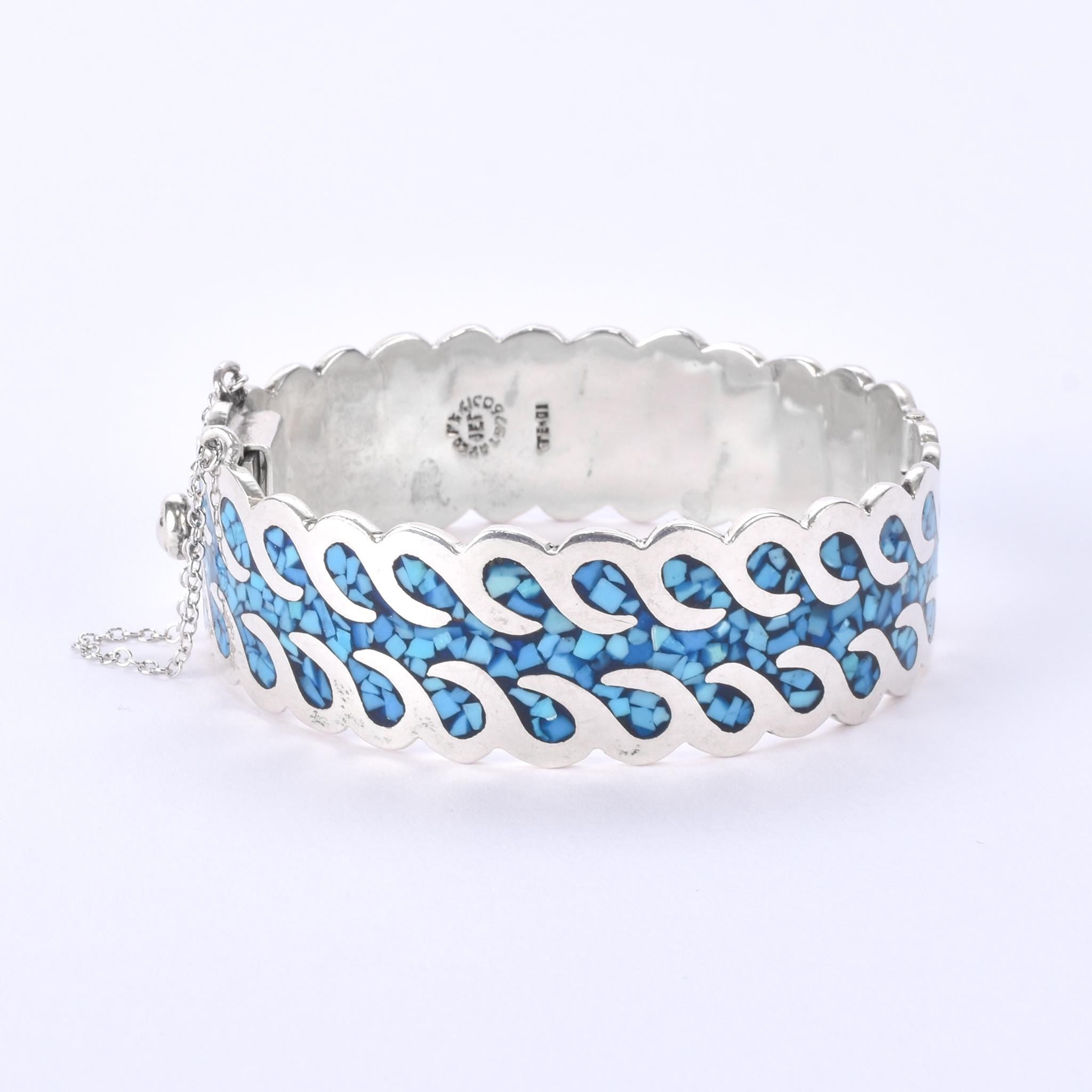 Taxco Sterling Silver And Turquoise Chip-Inlayed Wavy Hinged Bangle Bracelet