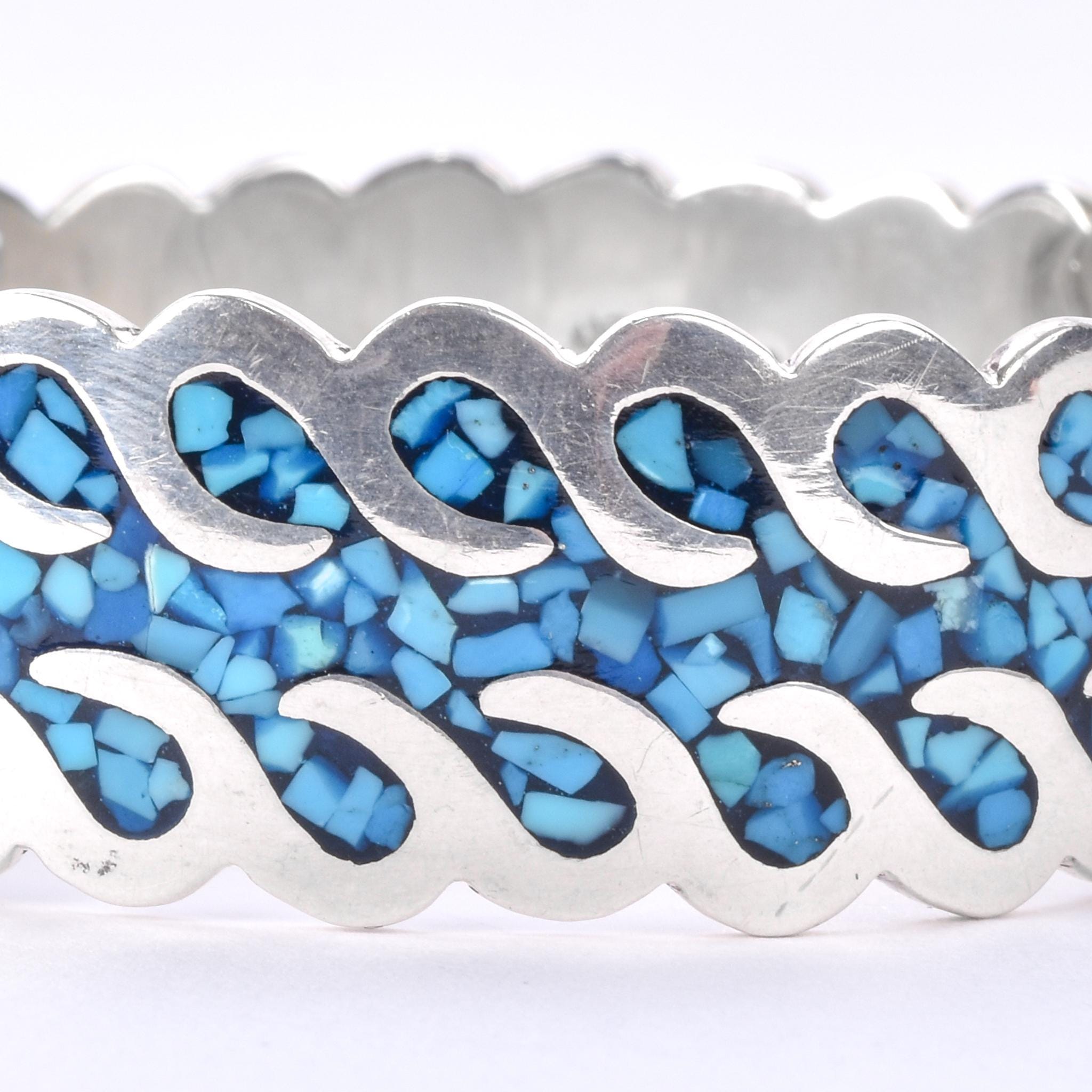 Taxco Sterling Silver And Turquoise Chip-Inlayed Wavy Hinged Bangle Bracelet