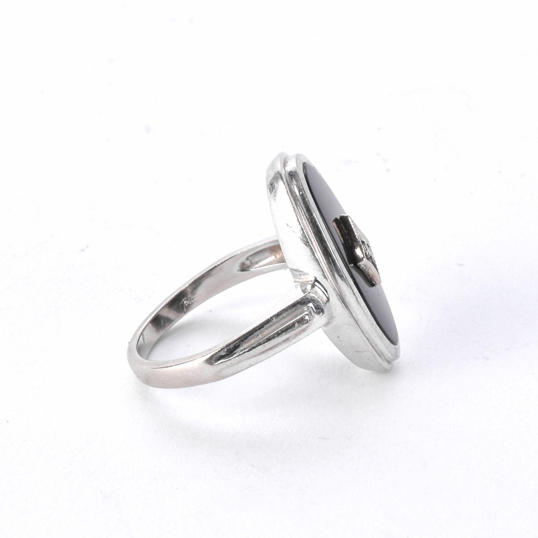 Art Deco 14K White Gold and Onyx Ring with Diamond