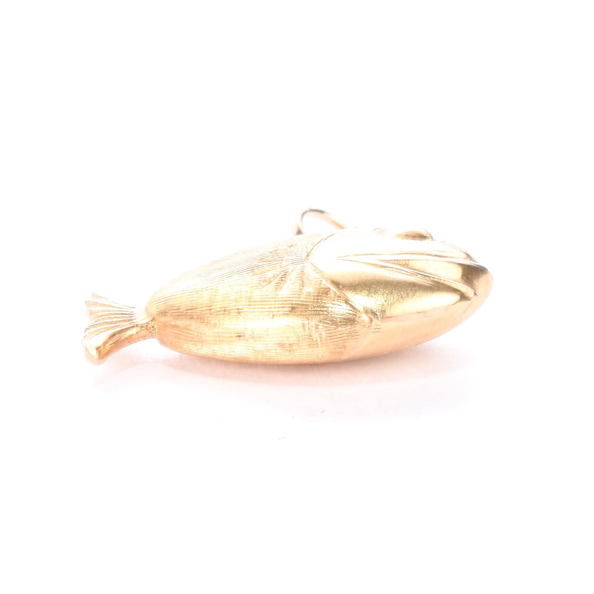 18K Gold Smiling Fish Pendant/Charm