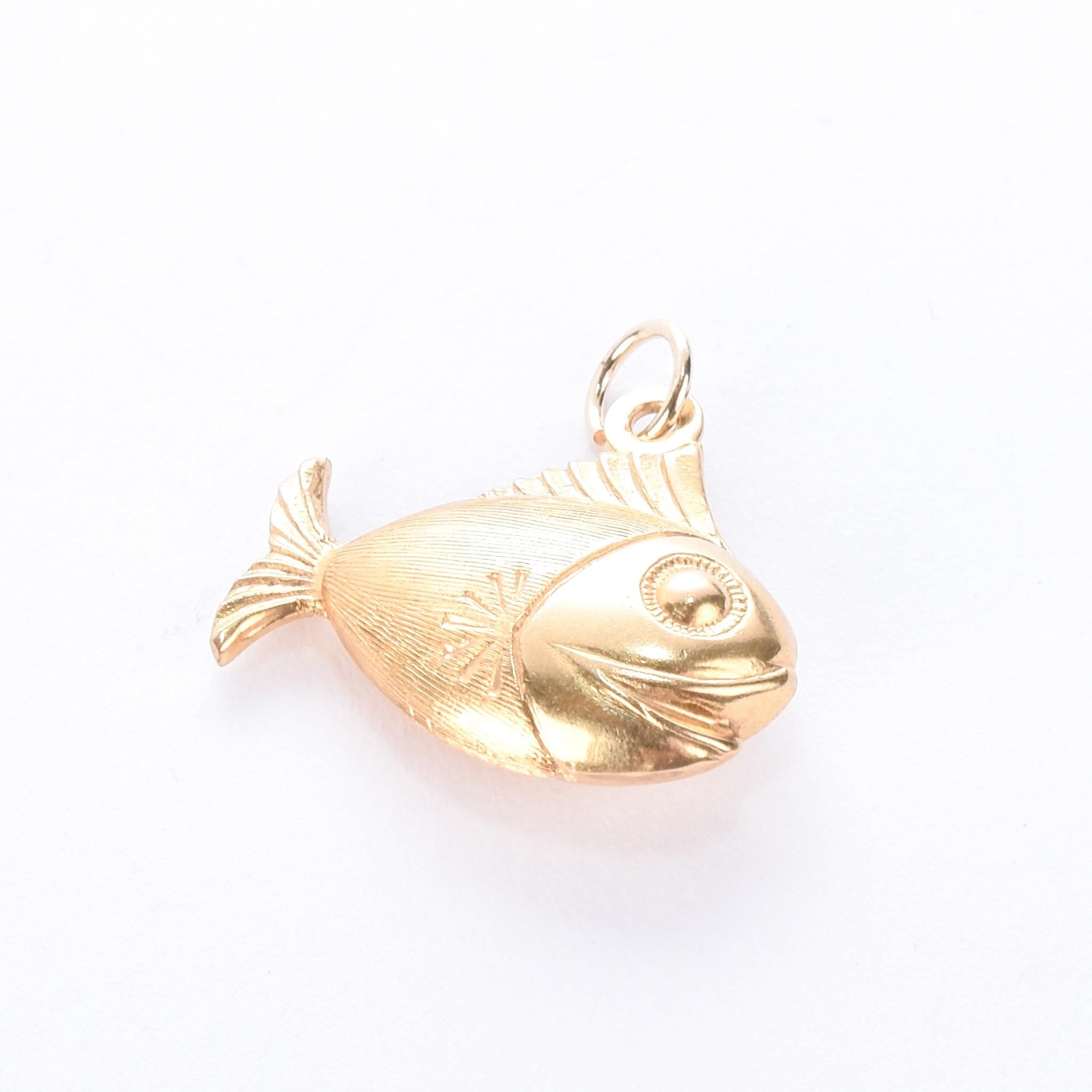 18K Gold Smiling Fish Pendant/Charm
