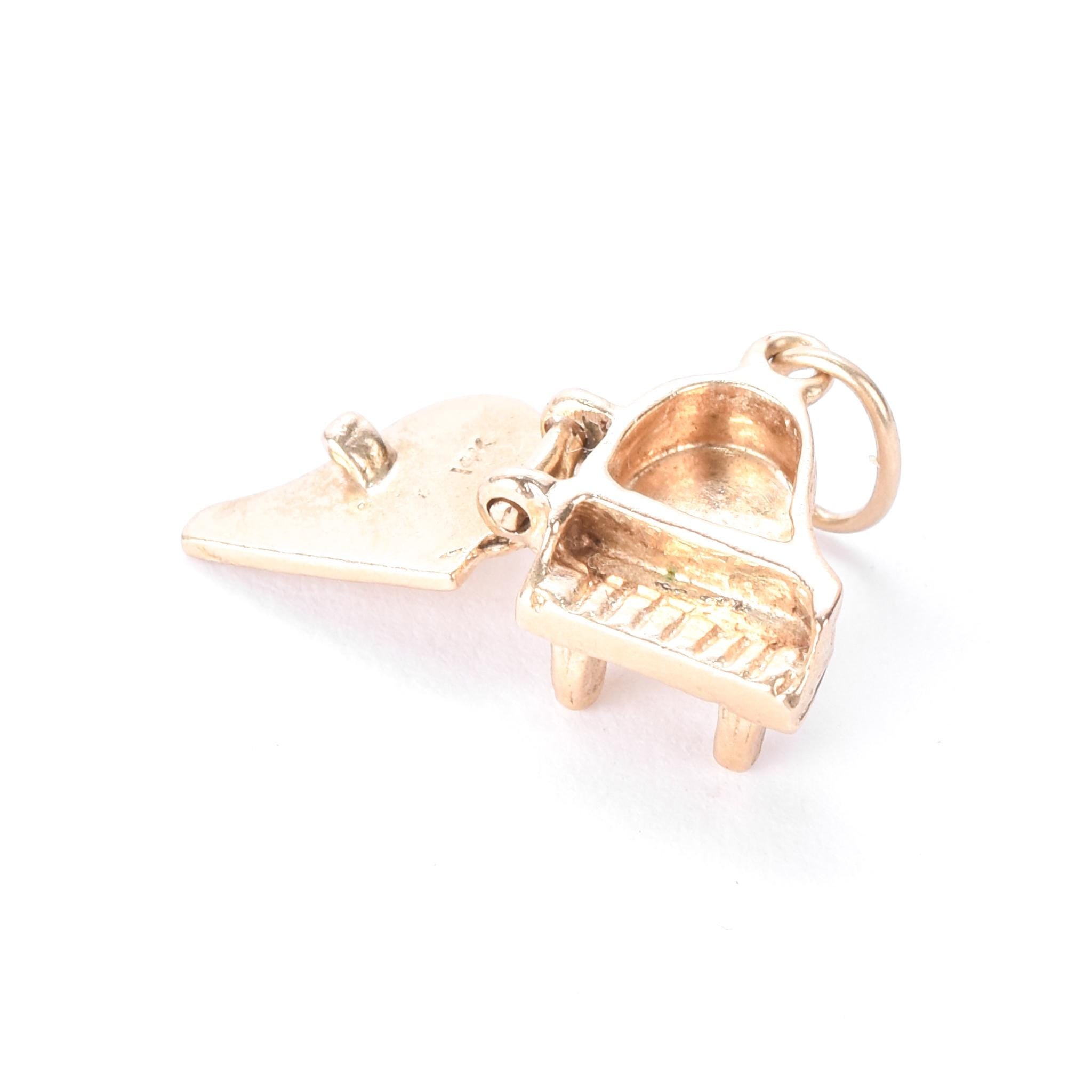 14K Gold Miniature Piano Charm with Opening Lid