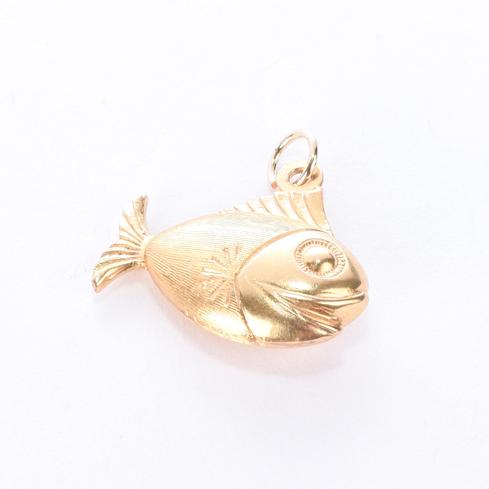 18K Gold Smiling Fish Pendant/Charm