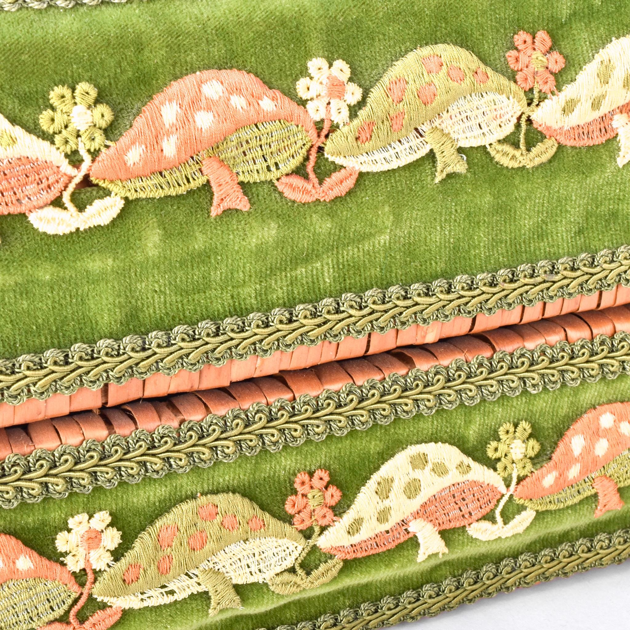 1970s Embroidered Mushroom Wicker Box Purse