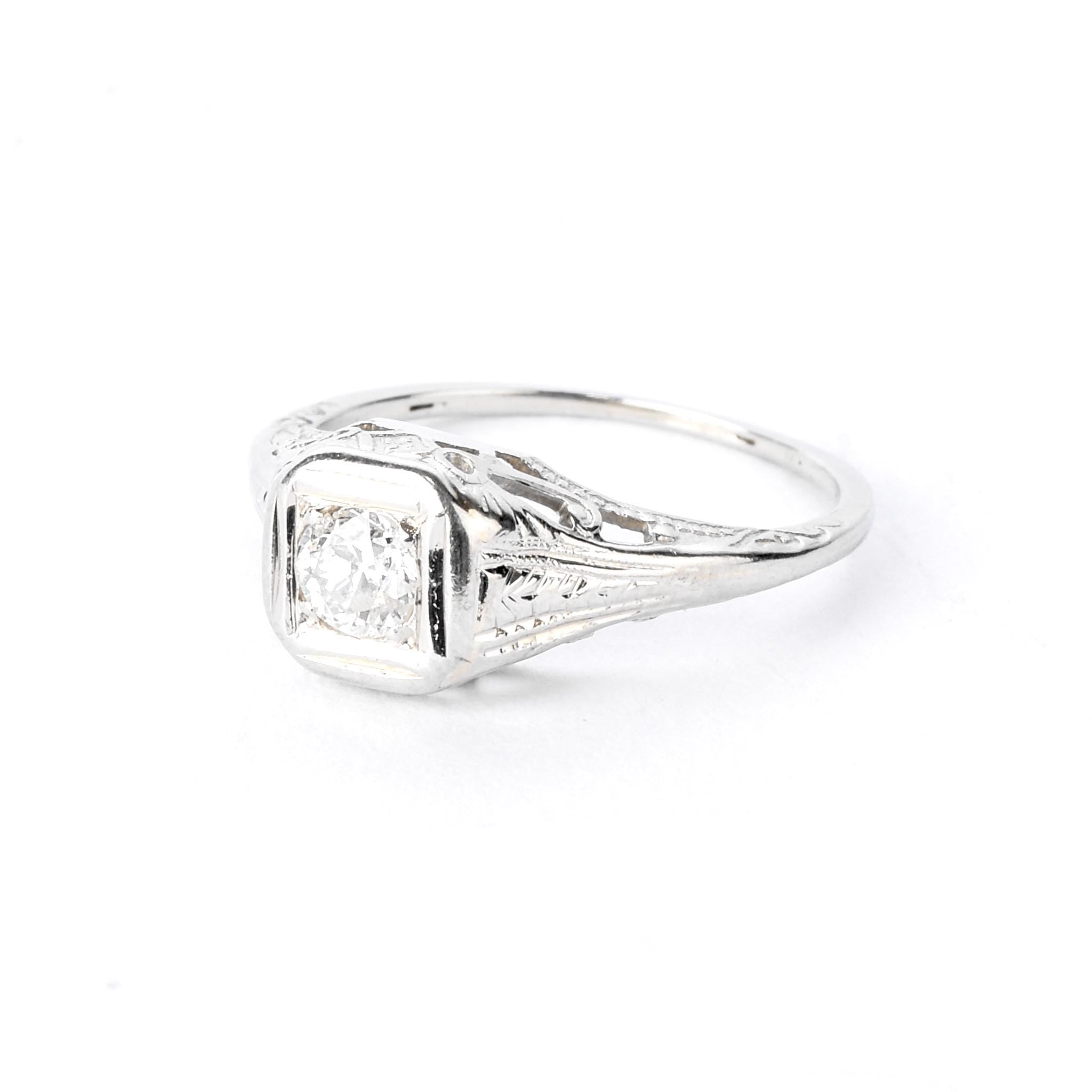 1940s 18K White Gold Natural Diamond Filigree Engagement Ring