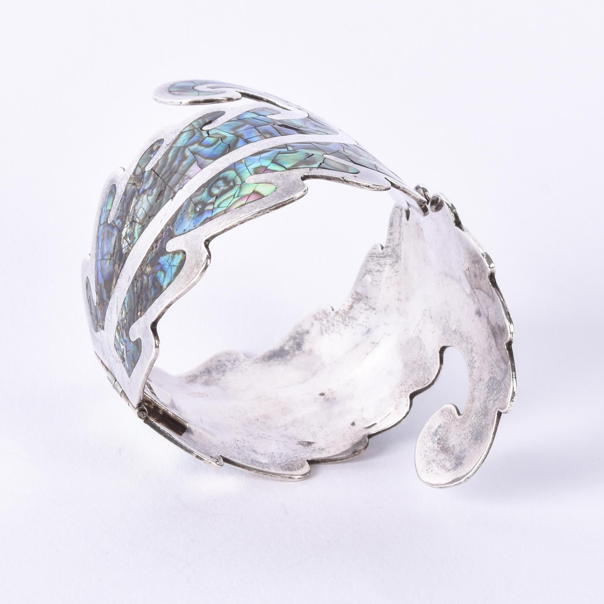 Los Ballesteros Sterling Silver Abalone Clamper Bracelet