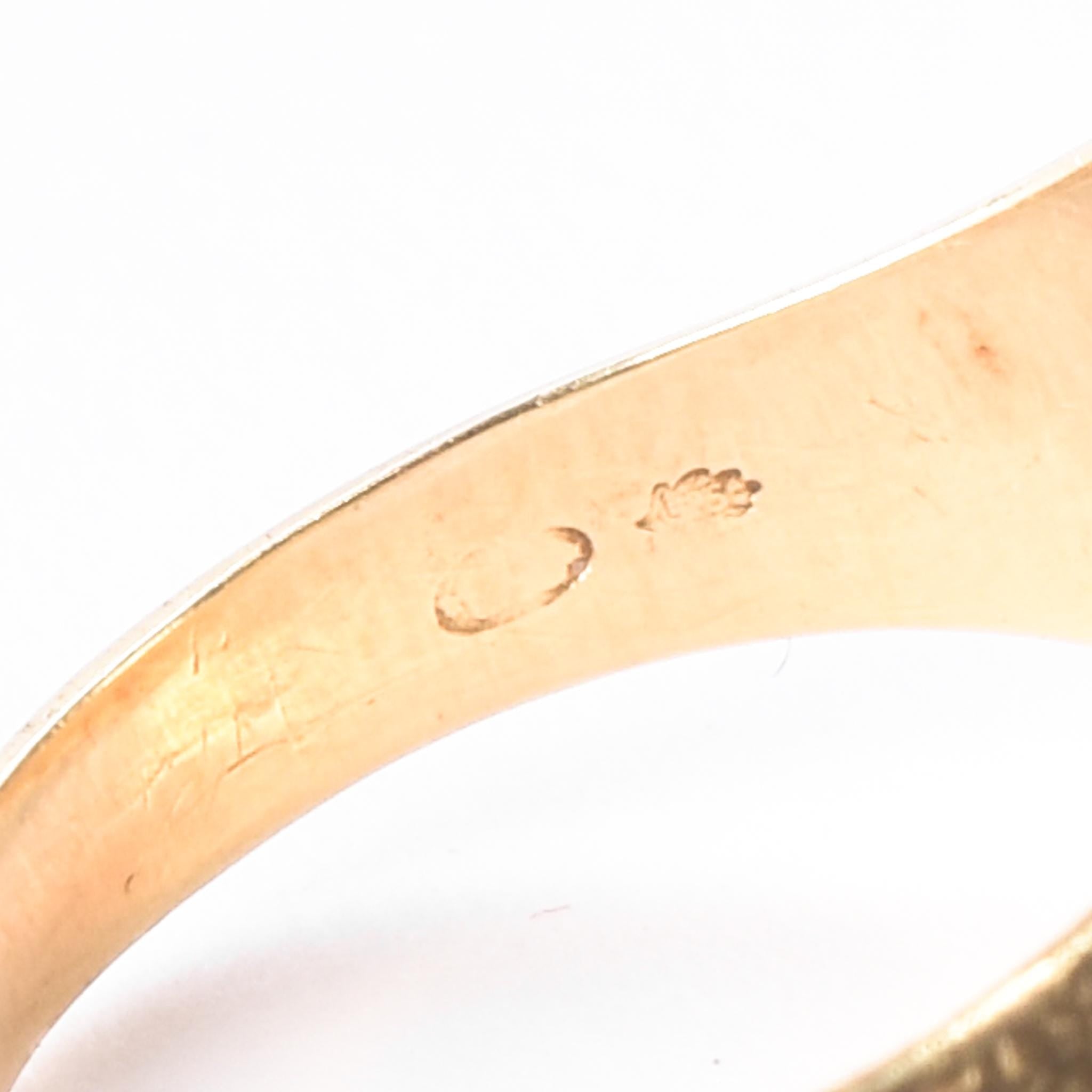 14K Gold Intaglio Blue Sardonyx Family Crest Ring