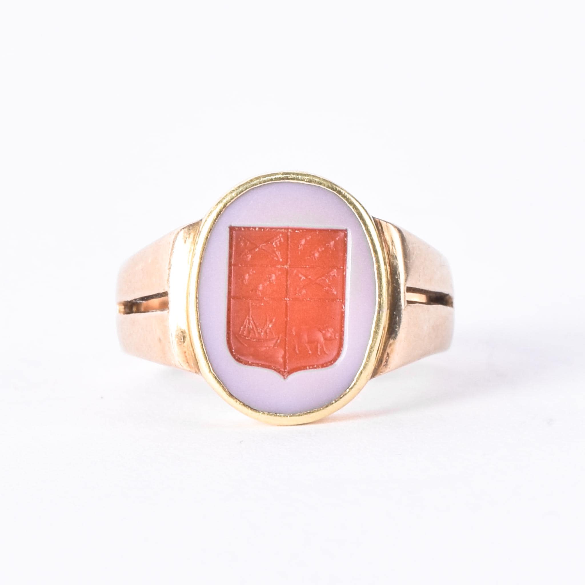 14K Gold Intaglio Red Sardonyx English Family Crest Ring