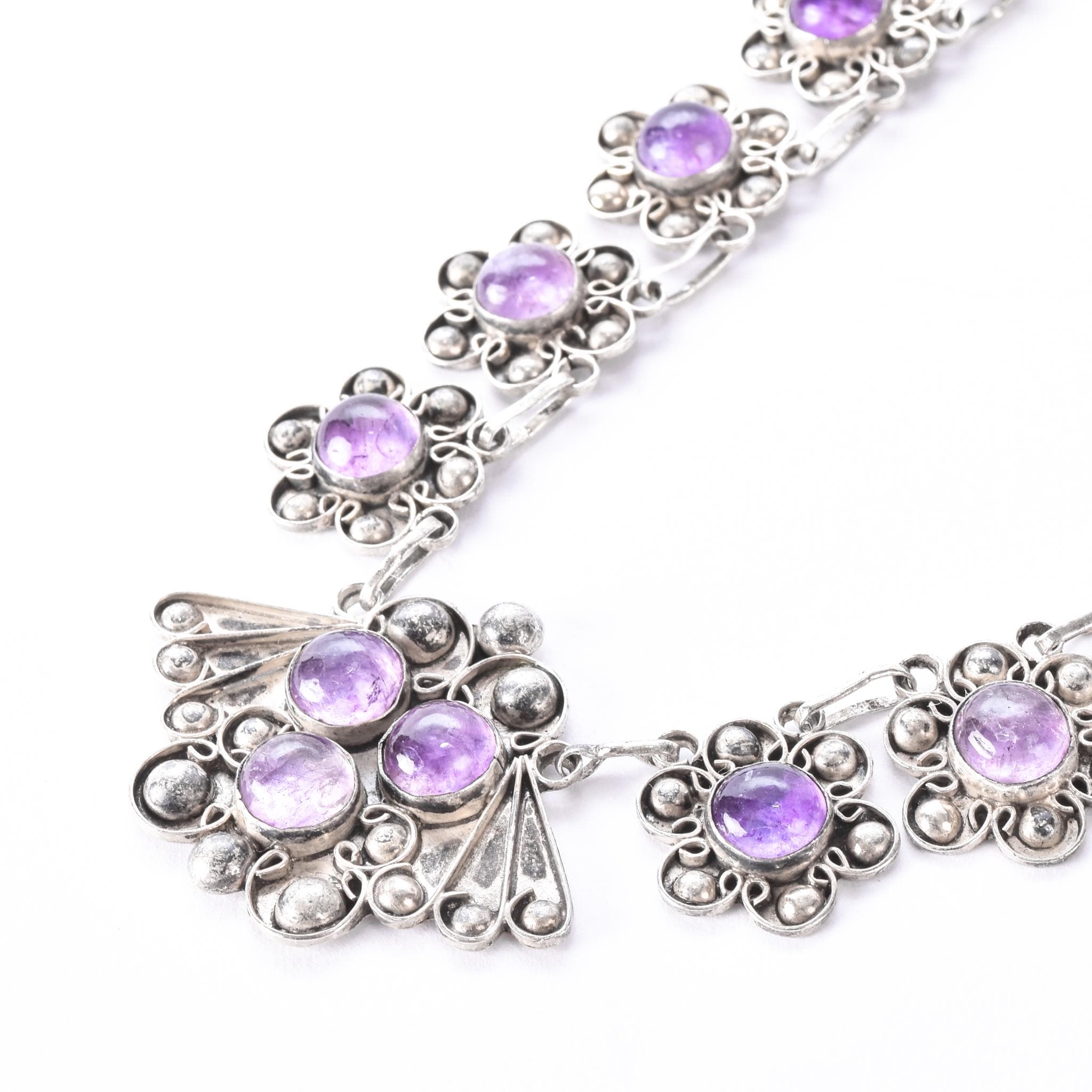 Art Nouveau Sterling Silver Amethyst Cabochon Floral Link Necklace