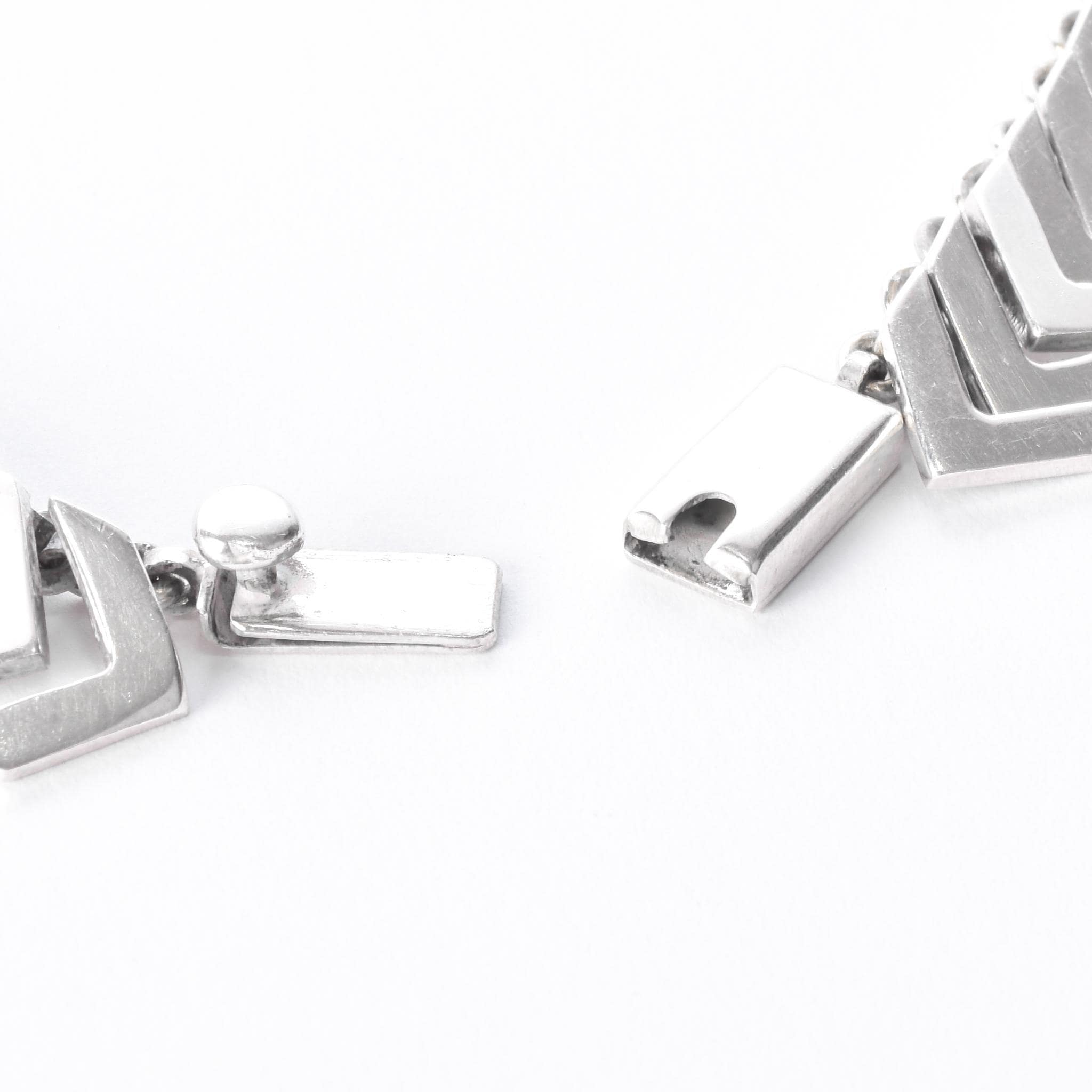 Sterling Silver Modernist Herringbone Link Collar Necklace