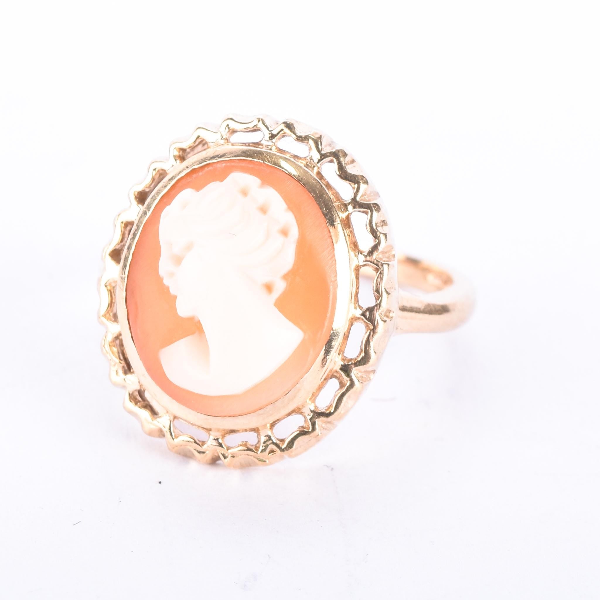 10K Gold Shell Carved Cameo Ring