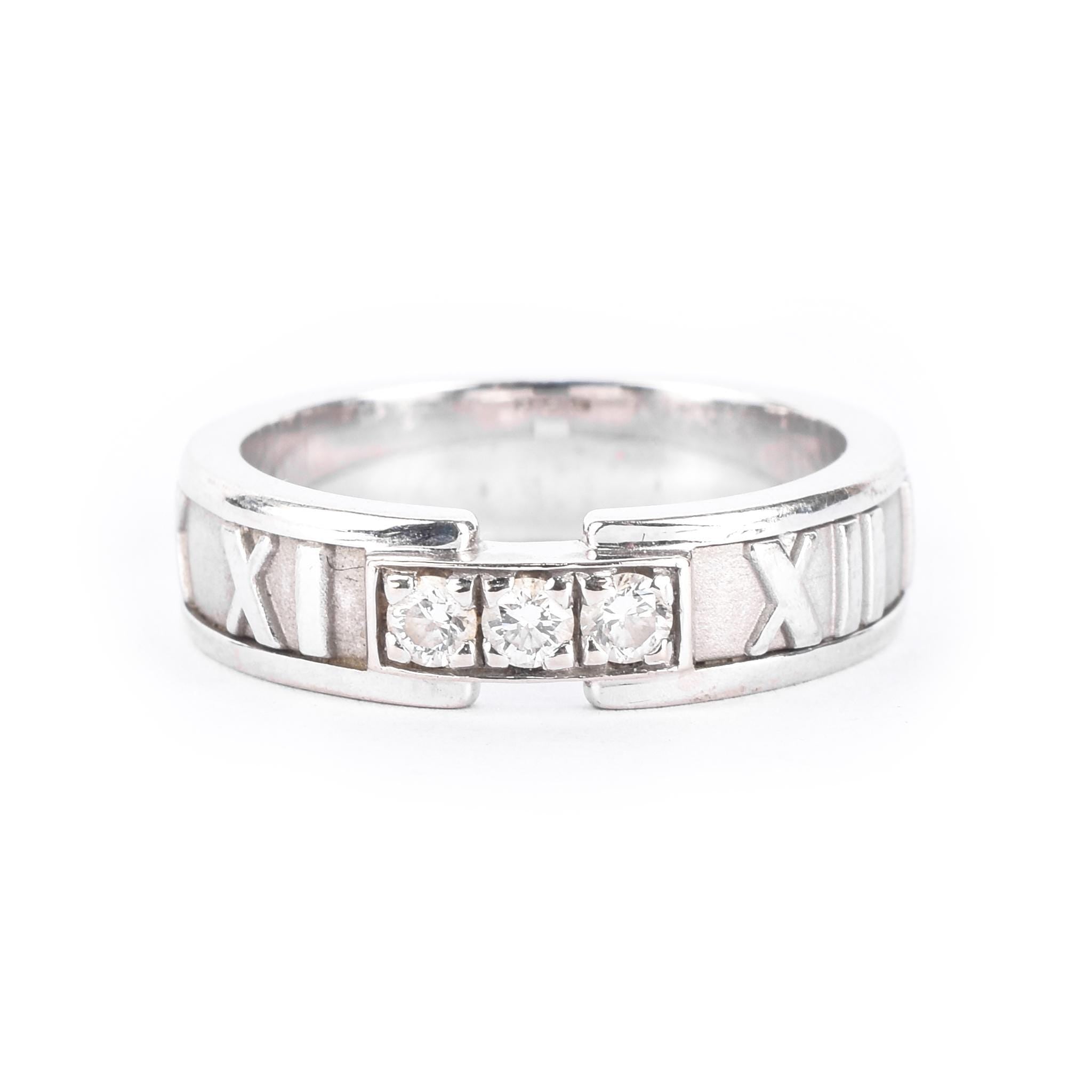 1995 Tiffany & Co. 18K Gold and Diamond Atlas Ring