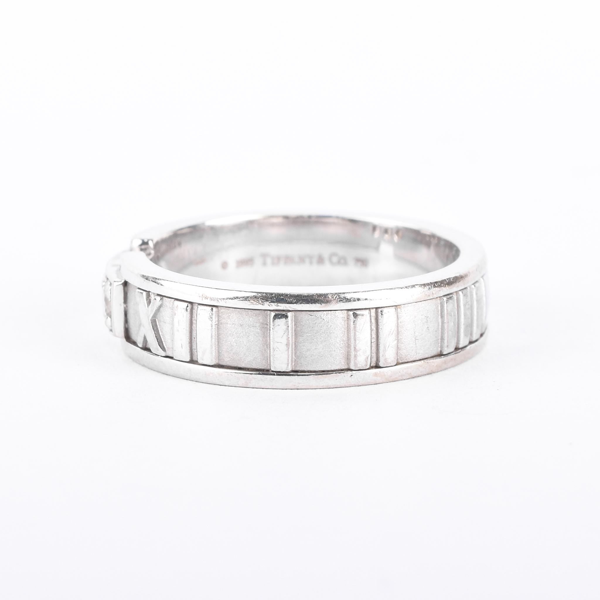 1995 Tiffany & Co. 18K Gold and Diamond Atlas Ring