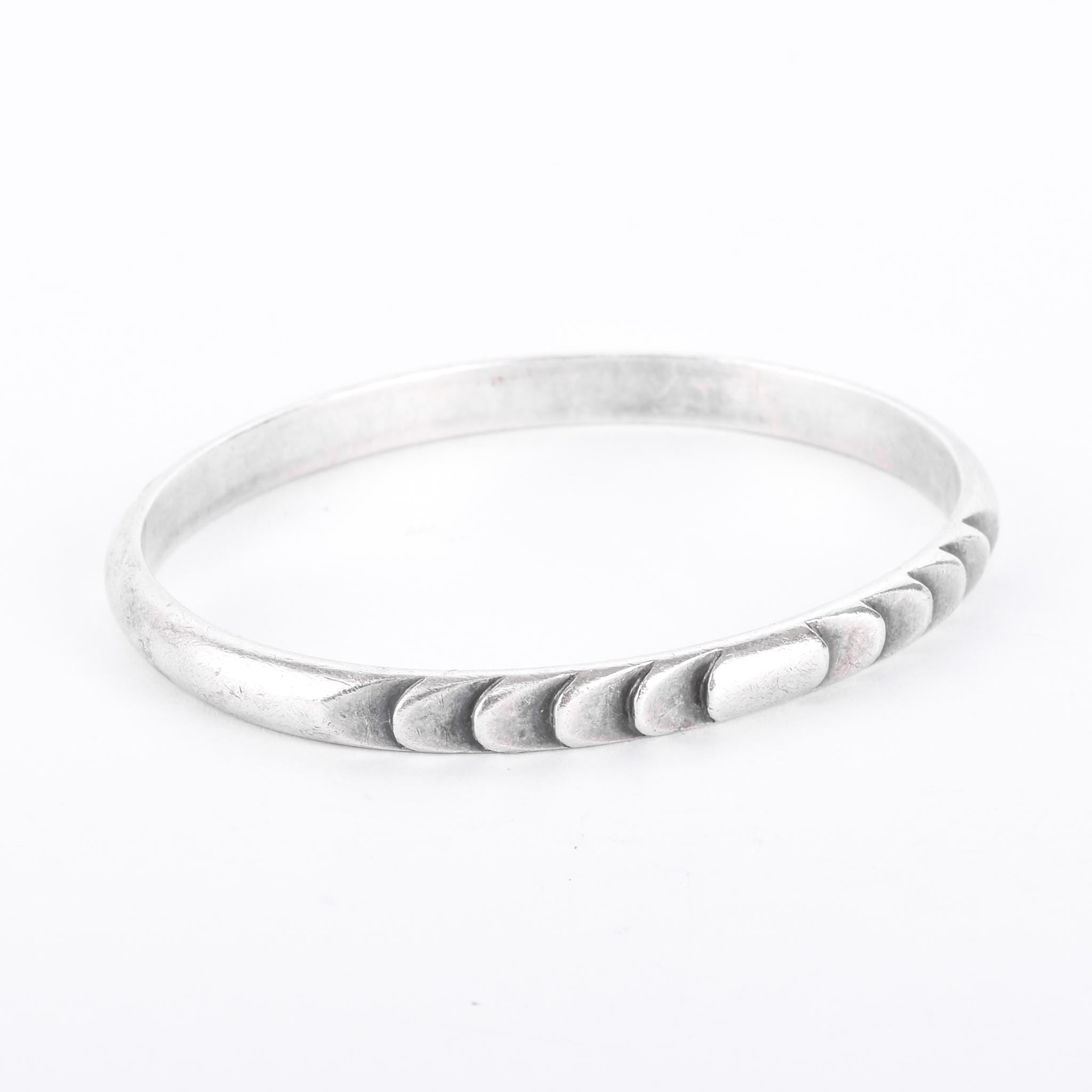 Sterling Silver Kalo Arts & Crafts Hand-Wrought Bangle Bracelet