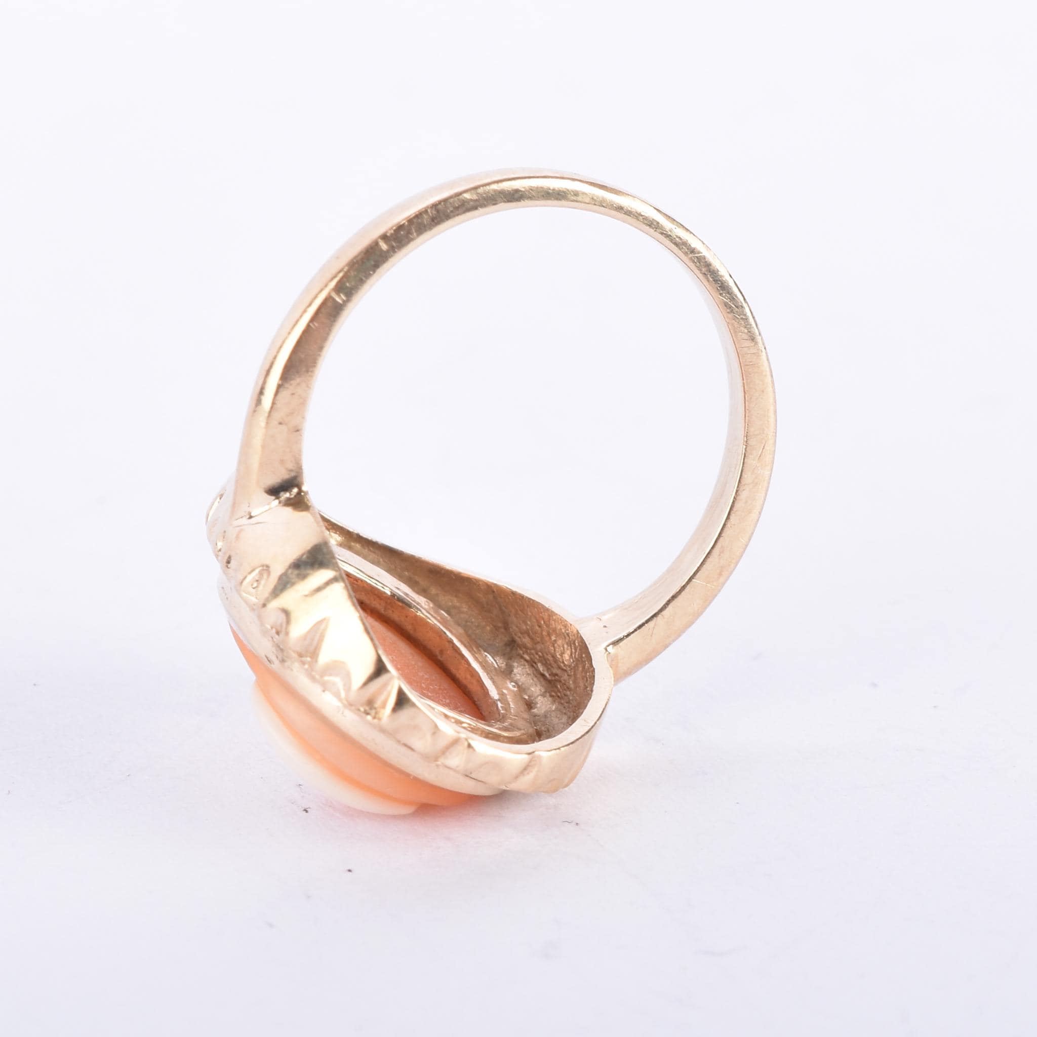10K Gold Shell Carved Cameo Ring