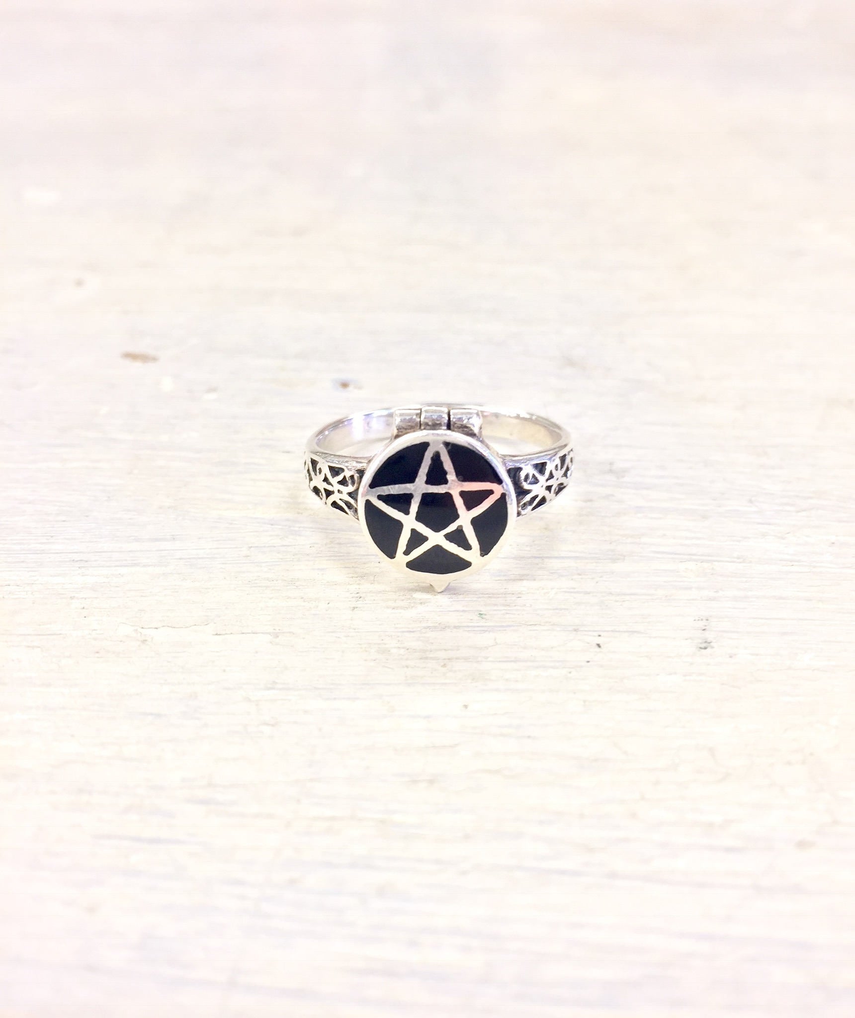 Sterling Silver Jewelry | Silver Jewelry | Silver Ring | Vintage Ring | Poison Ring | Vintage Poison Ring | Gothic Ring | Vintage Jewelry