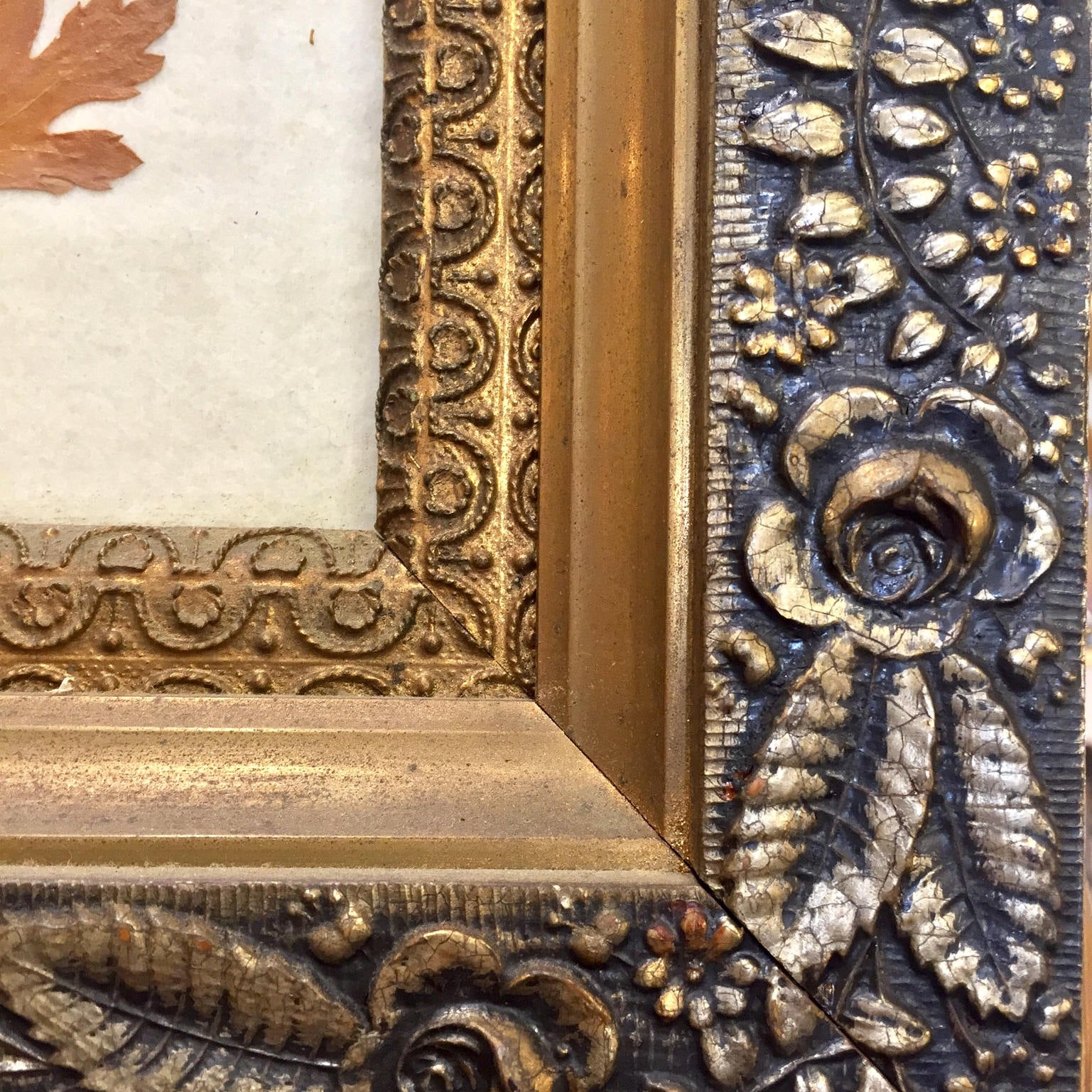 Antique Wood Frame | Antique Wood Carved Frame | Antique Frame | Vintage Frame | Dried Flowers | Pressed Flowers | Floral | Home Decor