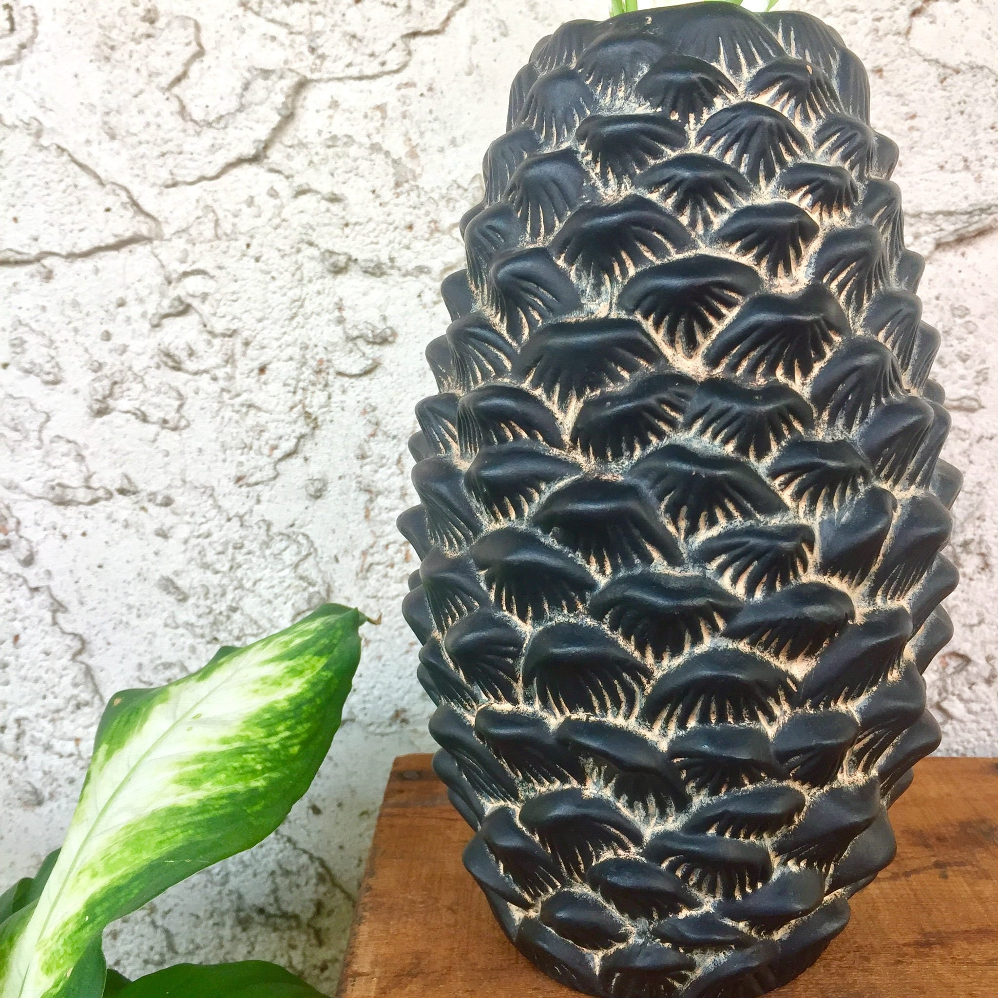 Vintage Vase | Vintage Home Decor | Black Ceramic Vase | Vase | Ceramic Vase | Ceramic | Vintage | Pineapple |