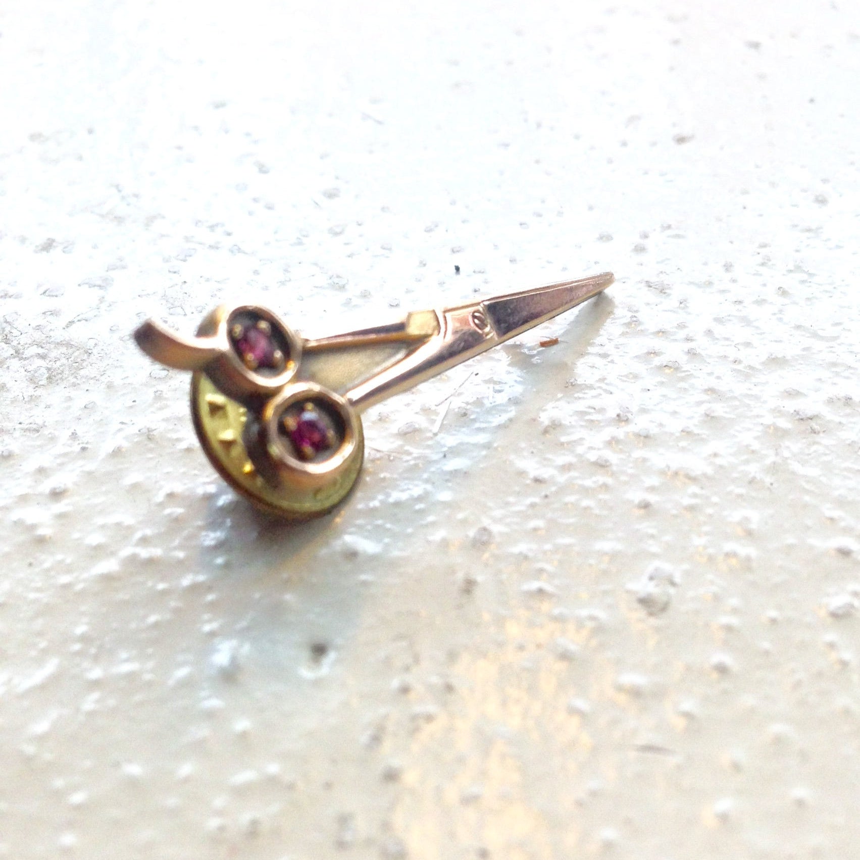 Gold Scissor Pin | Hairdresser Brooch | Decorative Scissors | Gift for Hair Stylist | Gold filled | Red Stone | Vintage 10K | ruby