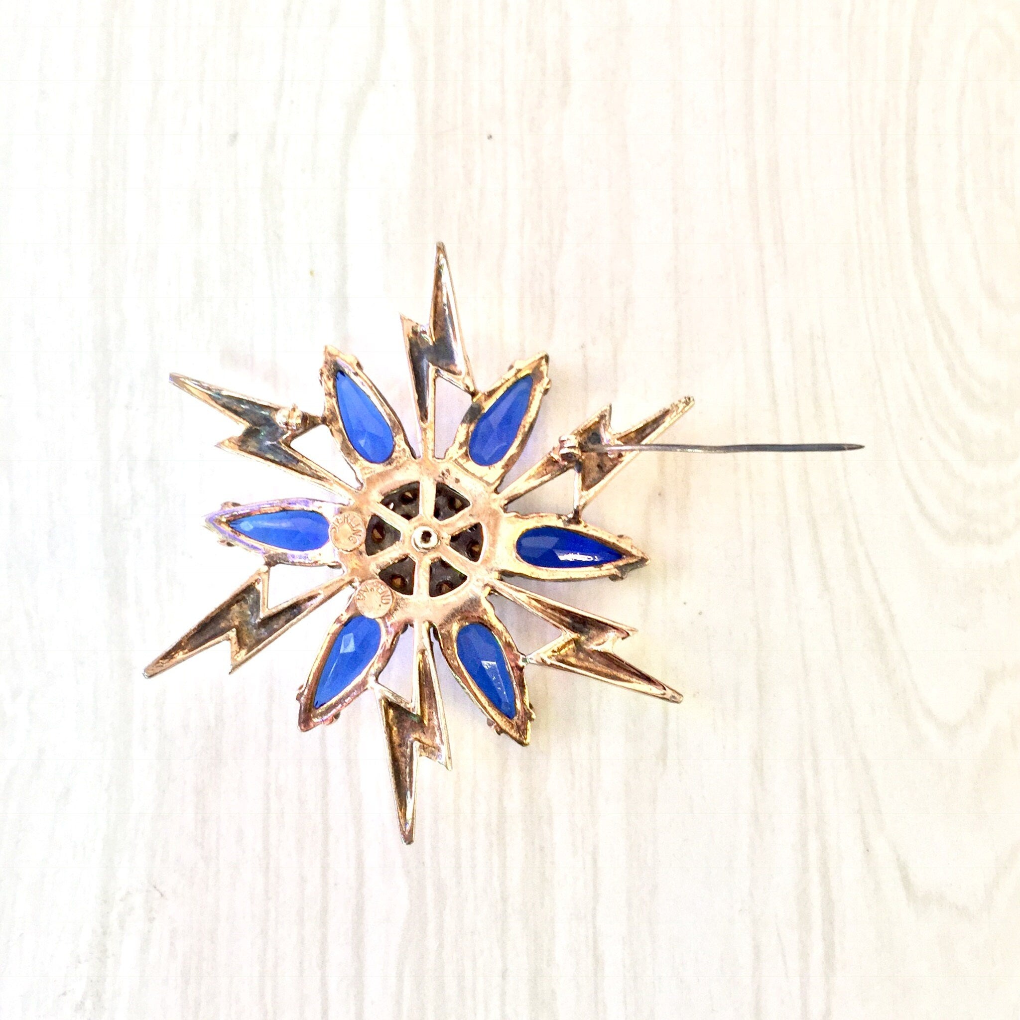 Vintage Art Deco Brooch | Sterling Silver Pin | Starburst Snowflake Shape | Blue Stones | Rhinestones | Silver Jewelry | Lightening Bolt