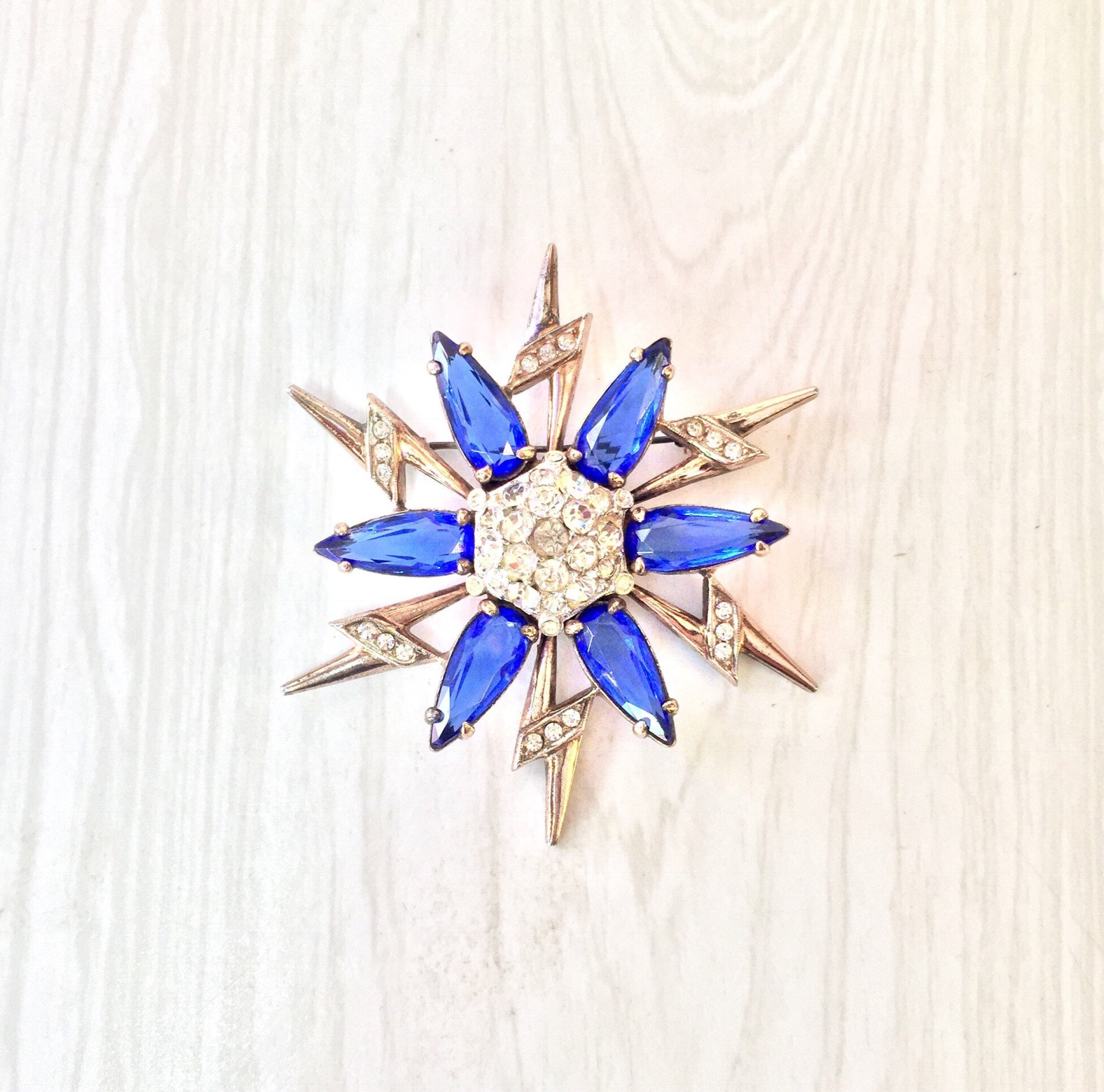 Vintage Art Deco Brooch | Sterling Silver Pin | Starburst Snowflake Shape | Blue Stones | Rhinestones | Silver Jewelry | Lightening Bolt